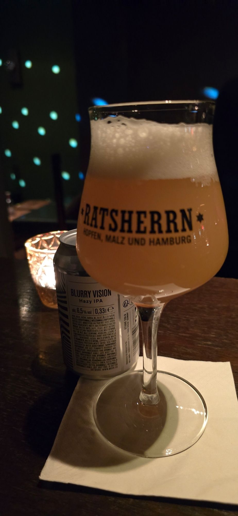 Blurry Vision Dose und im Glas Hazy IPA