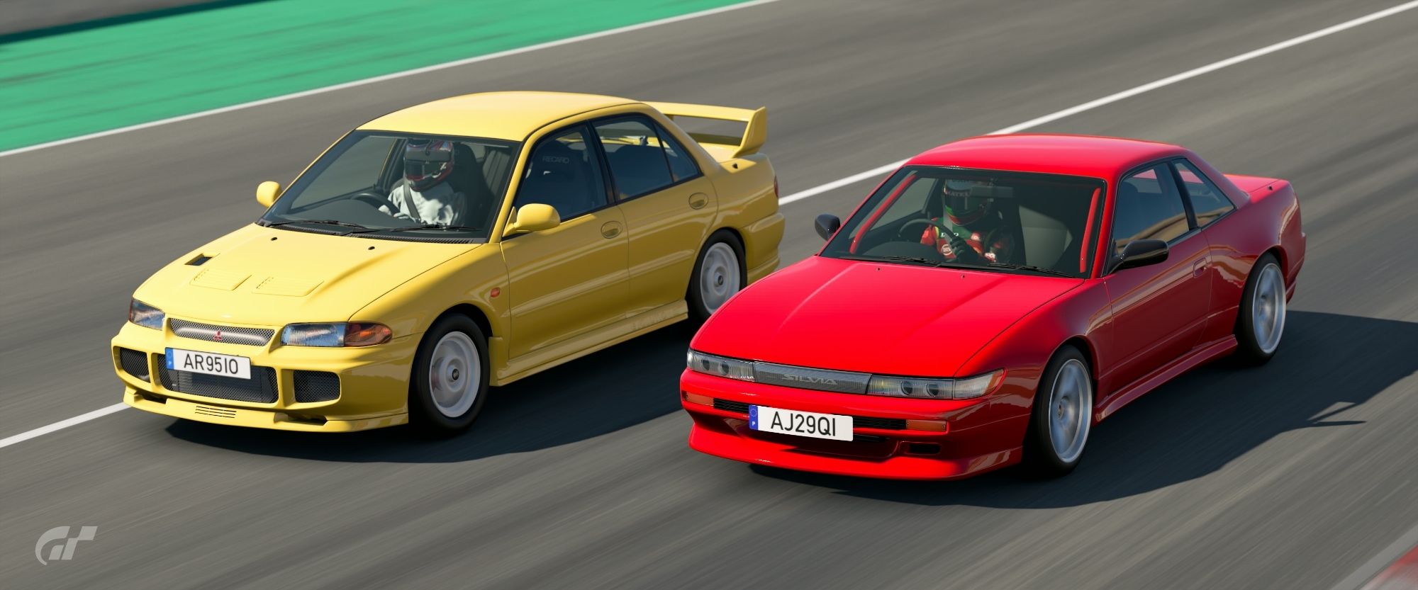 Mitsubishi Lancer Evolution III GSR '95 (left)
Nissan Silvia K's Dia Selection (S13) '90 (right)