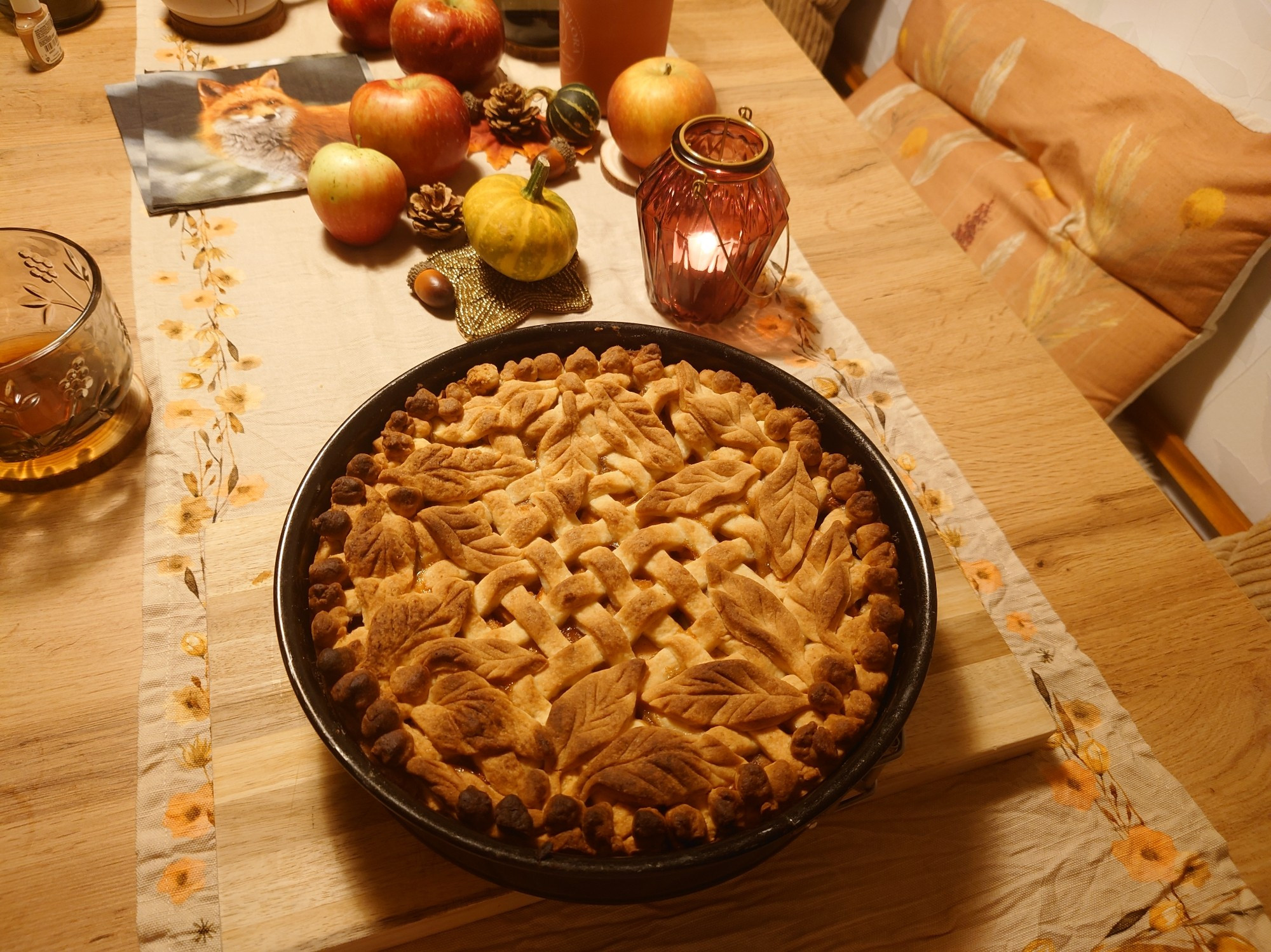 Apple pie with basket pattern decorated with leaves. (Made from dough)
Typical autumn pie. Sweet and sour apples, a hint of cinnamon.