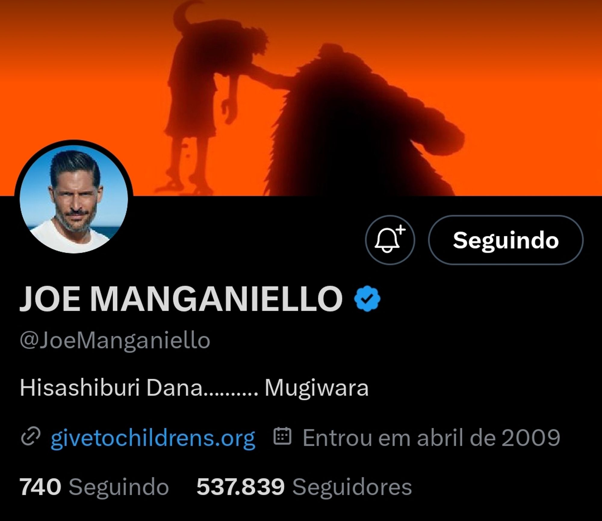 Joe Manganiello, Crocodile, twitter account