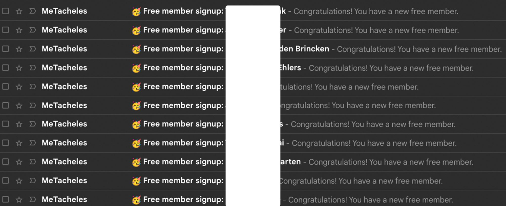 Screenshot meiner Gmail Inbox, die die Neuanmeldungen mit der Betreffzeile "Free Member" anzeigen.... der ganze Screen ist voll damit