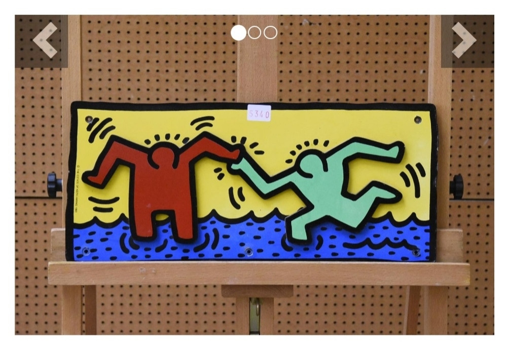 Keith Haring, 2 figuren staande in het water , in 3 D. Vermoedelijk reclamemateriaal.