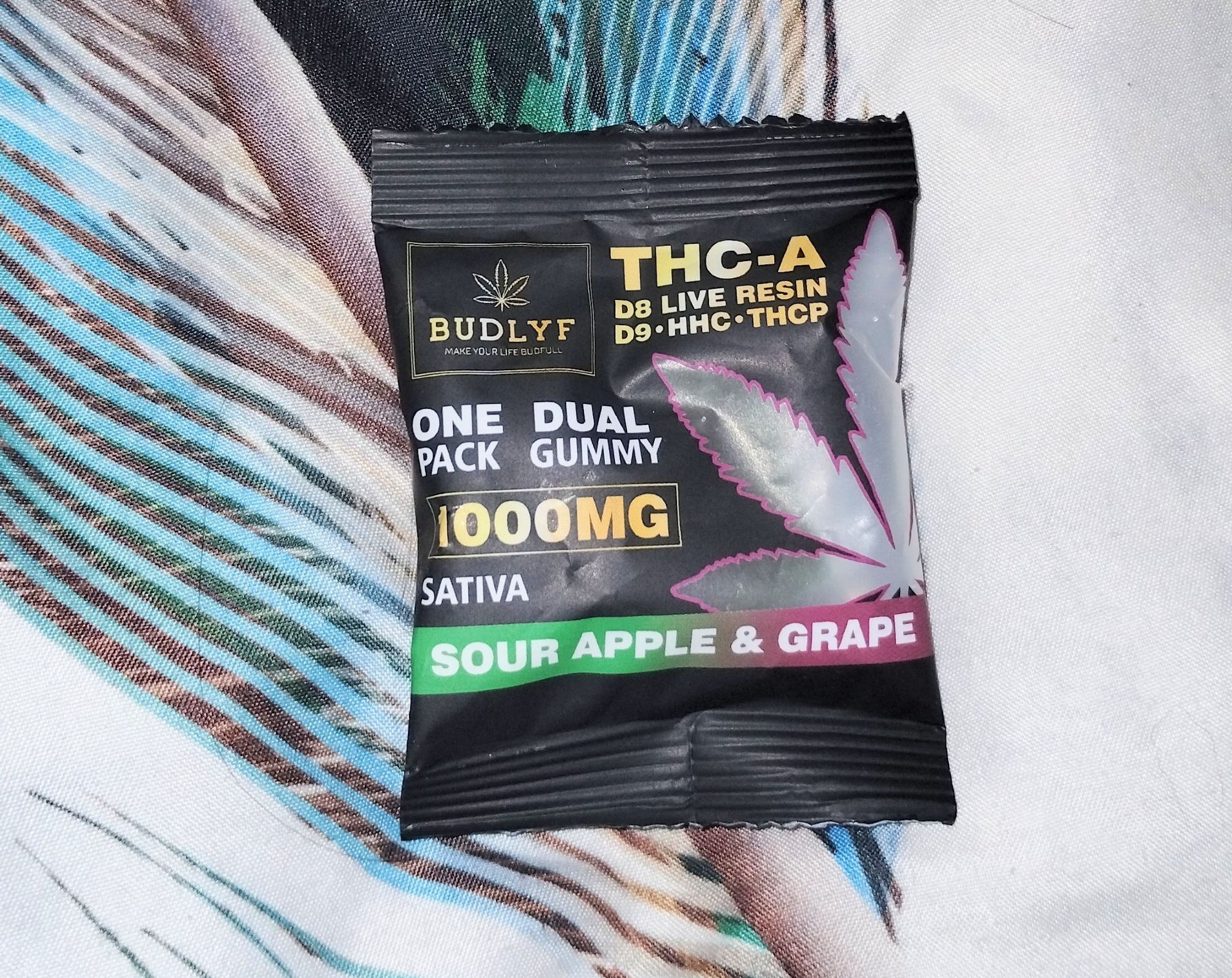 THC-A 1000 mg sour apple and grape D8 Live Resin  D9 HHC THCP Sativa