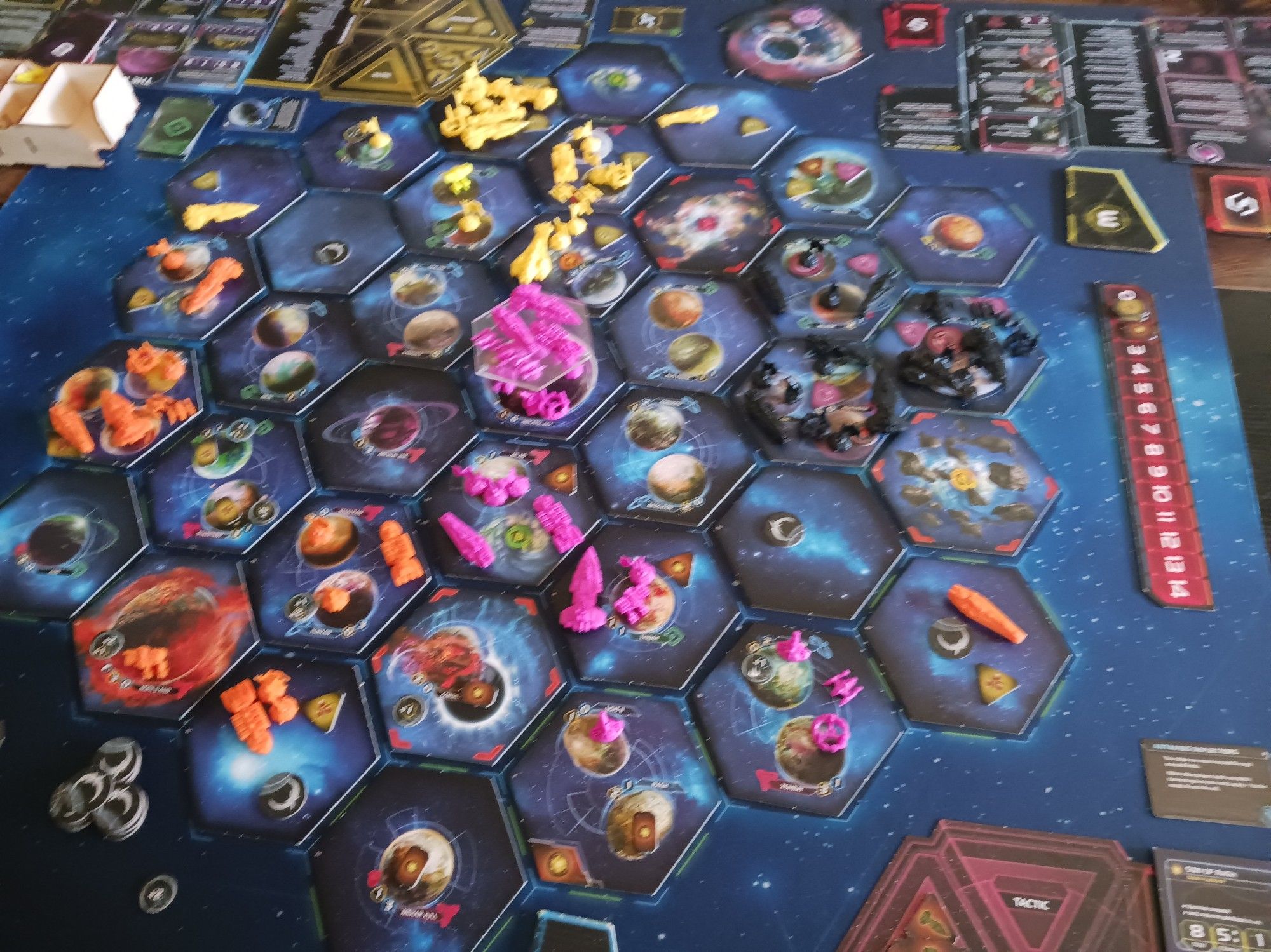 Twilight Imperium end of round 2