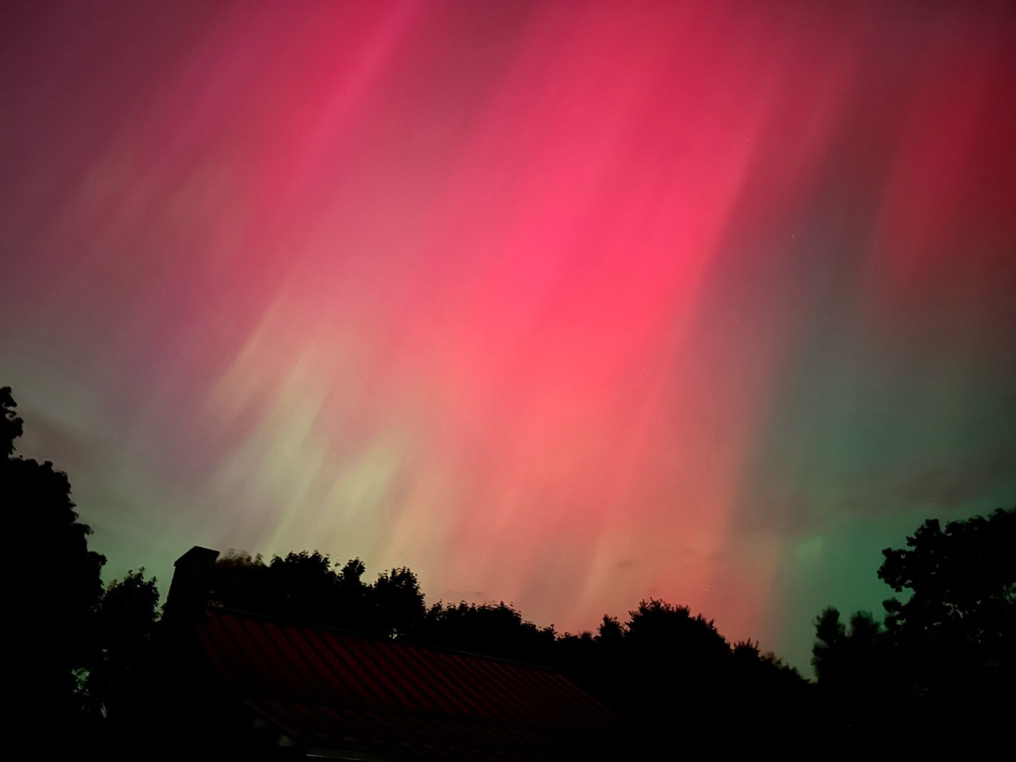 First of three pics of a streaky red aurora