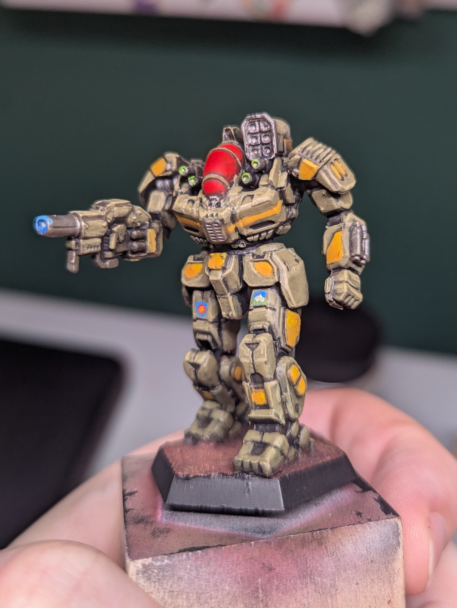 BattleMaster battletech mek painted up in green with yellow accents 