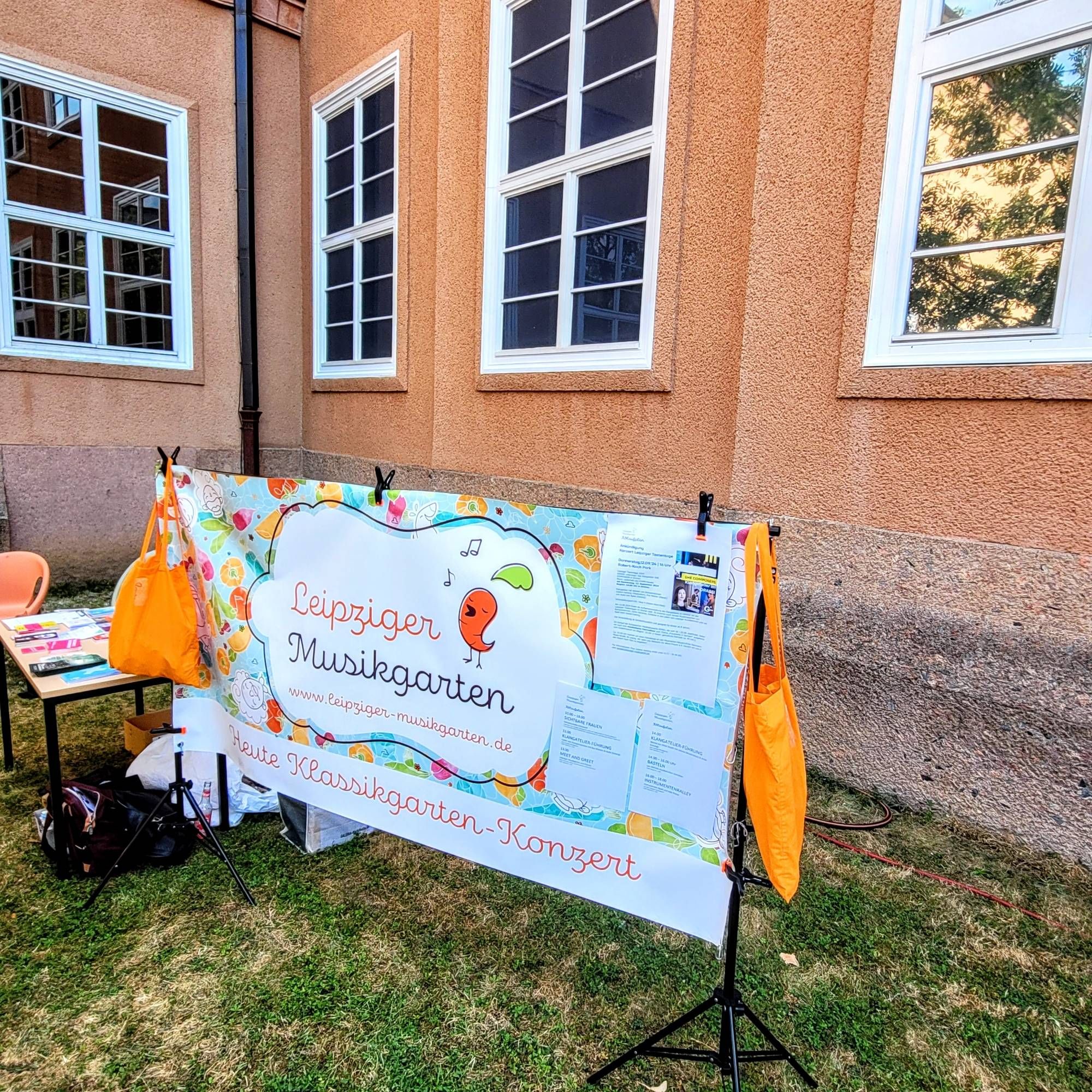 Banner Leipziger Musikgarten vor dem Grassi Museum