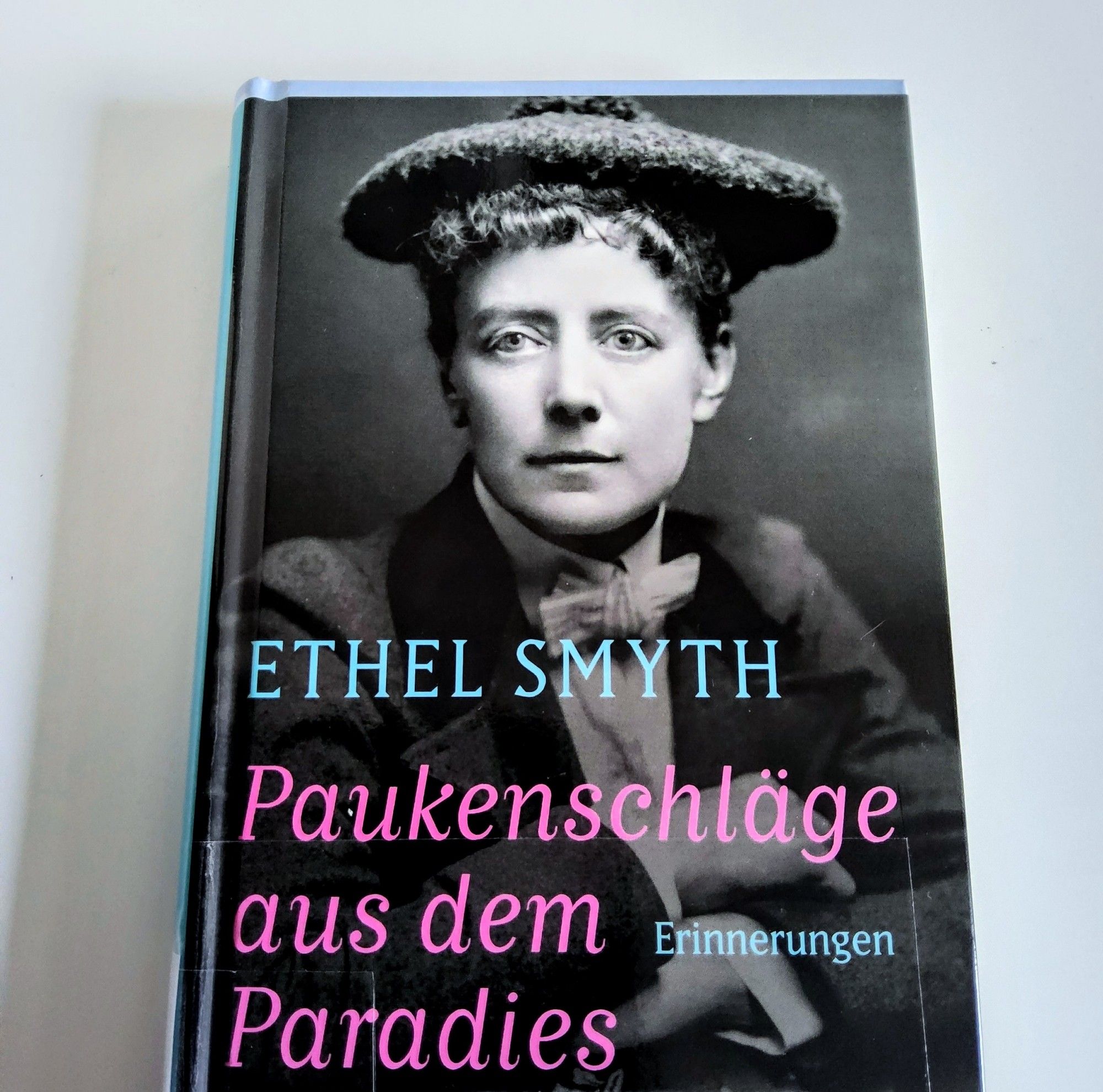 Buch Cover mit Portrait Ethel Smyth