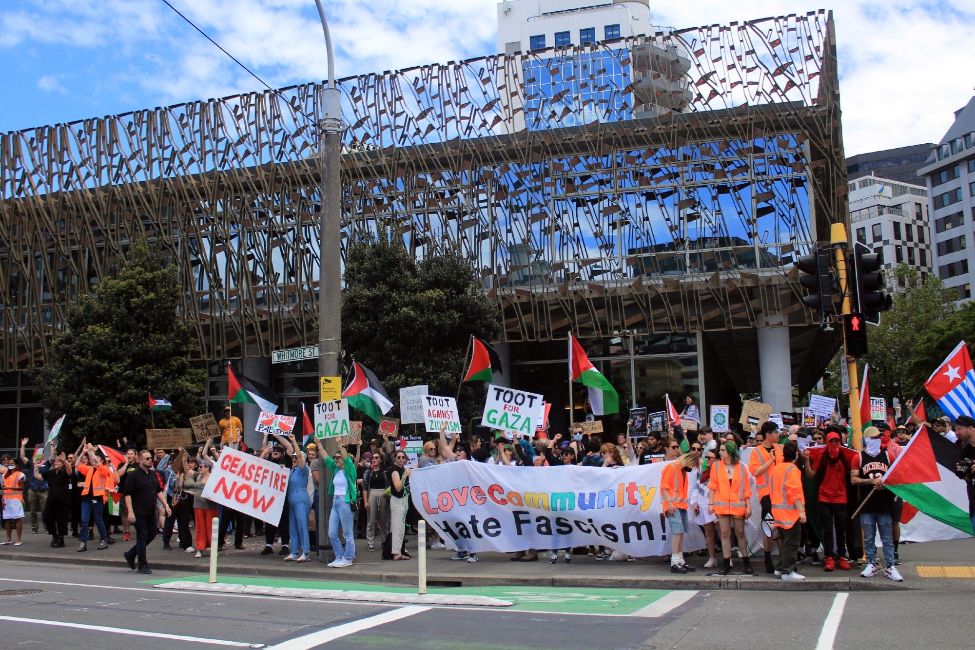 Pōneke Anti-Fascist Coalition and hundreds of supporters rally for Gaza outside the New Zealand Supreme Court in Wellington, in defiance of Zionist, Islamophobic  hatemongers like Brian Tamaki and Destiny Church.