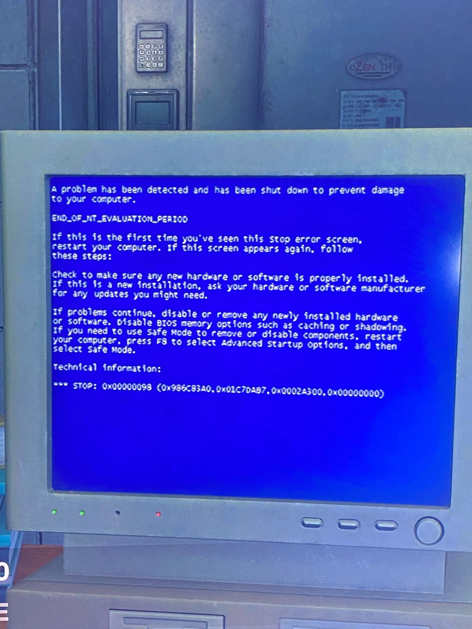 screenshot of dead rising on the ps5, this shows a windows error message on the blue screen of death.