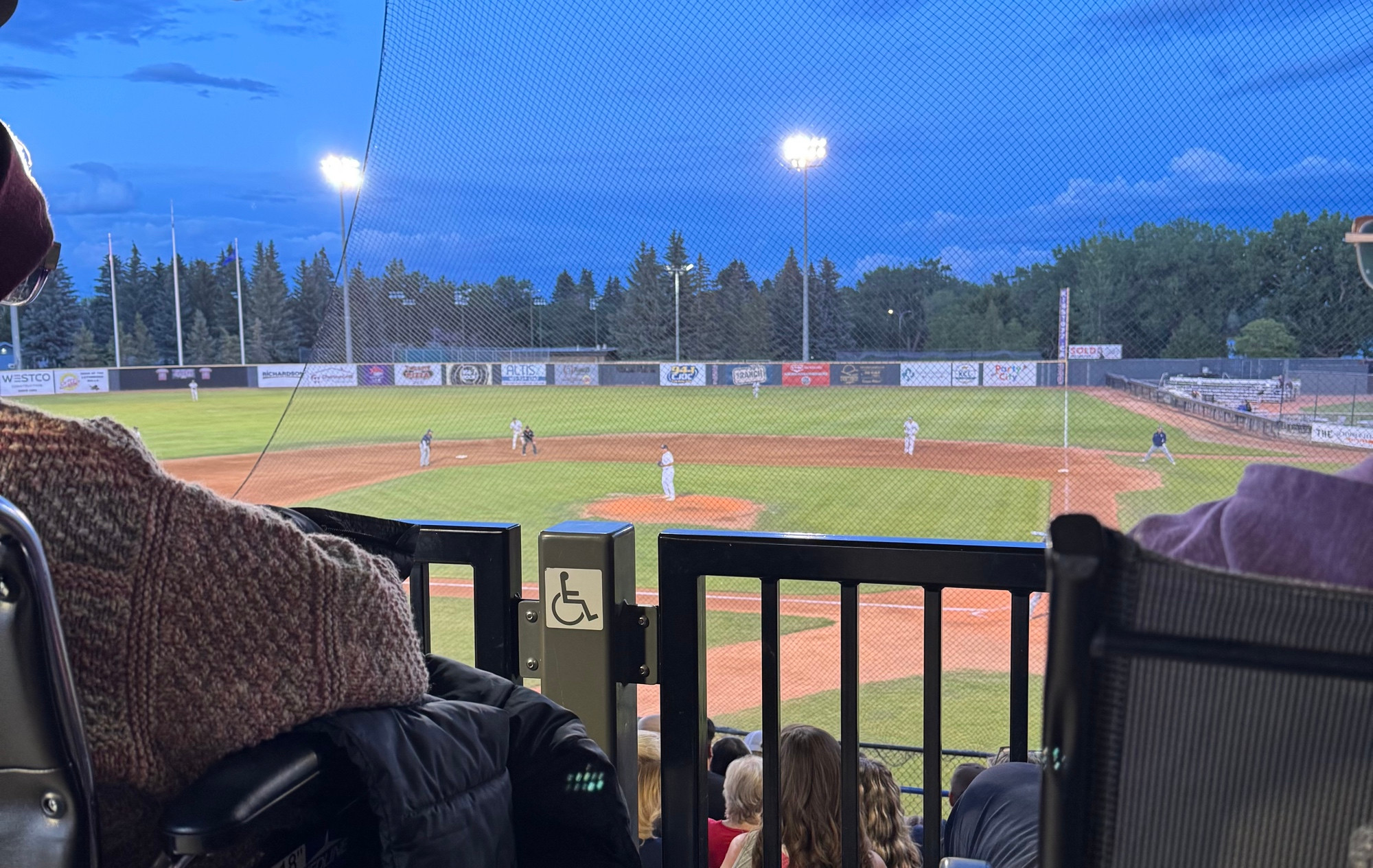A photo of Lethbridge Bulls losing badly.