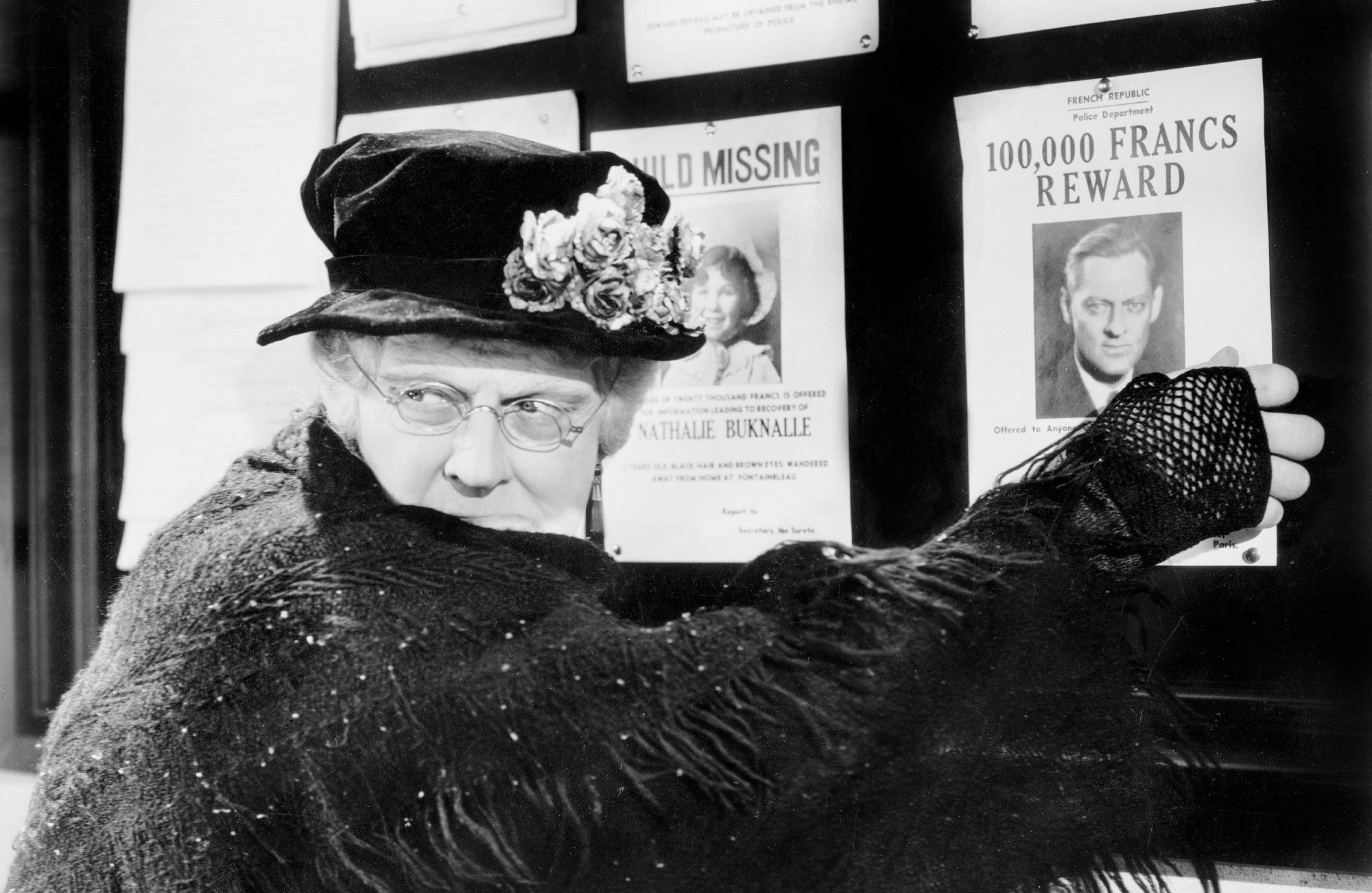 Lionel Barrymore, the star of the movie, spends more than half his screen time dressed as an old lady.