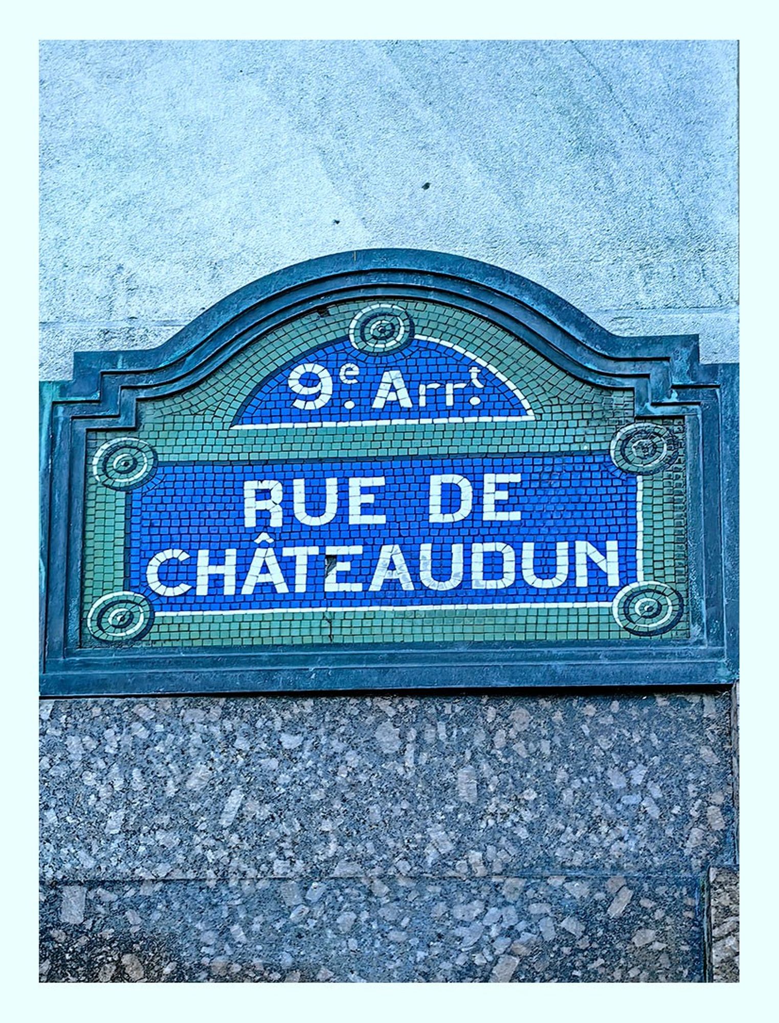 rue de Châteaudun