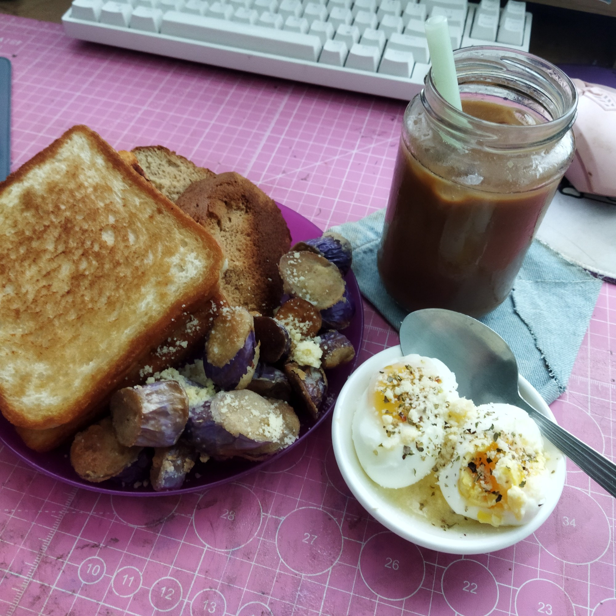 toast, banana bread, fried eggplants, jammy eggs & iced coffee.