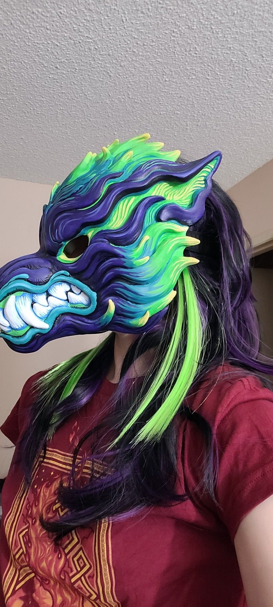 Sideview of Wavewolf DIY mask by Missmonster.