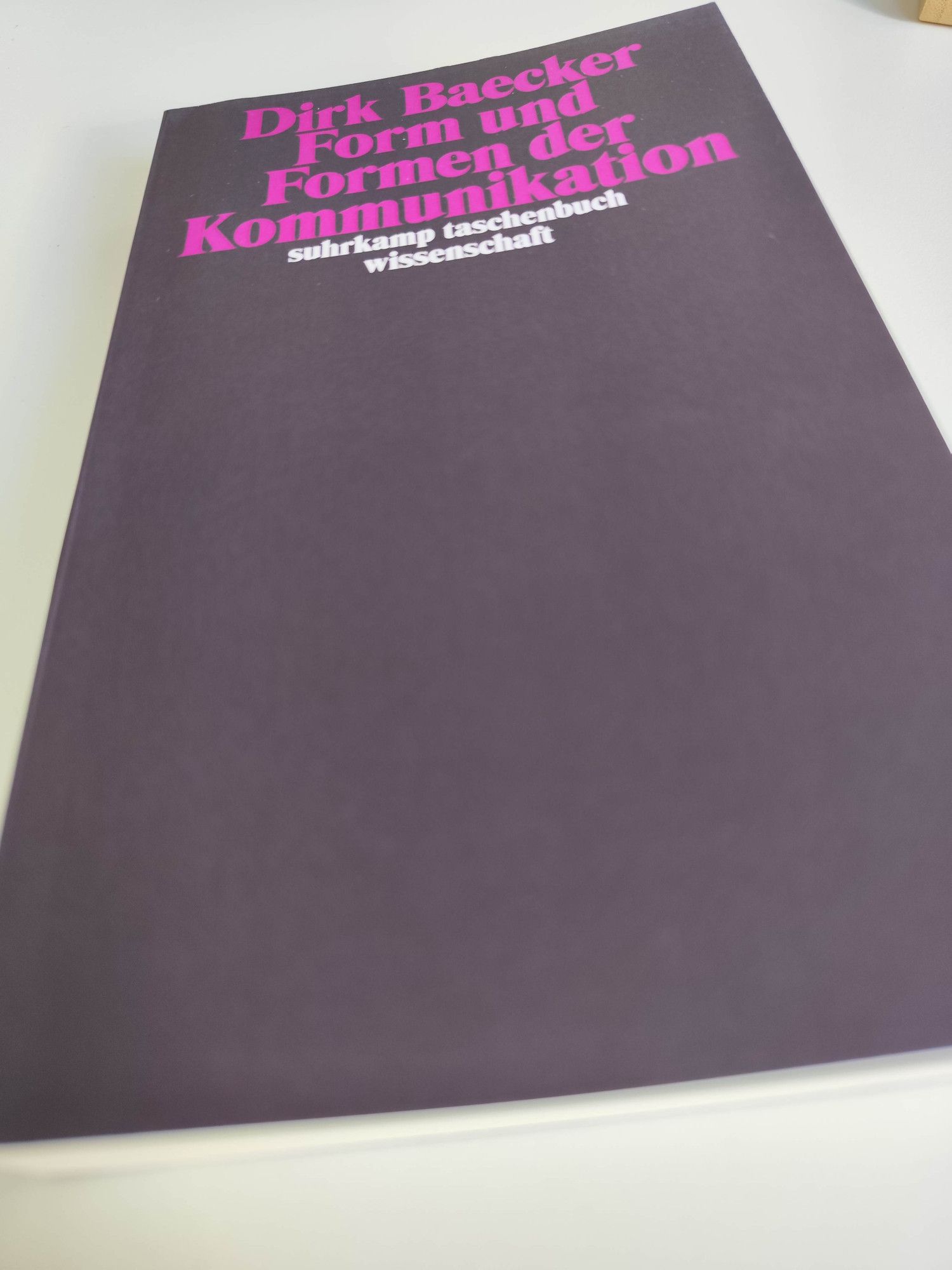 Ein Suhrkamp-Buch, Cover