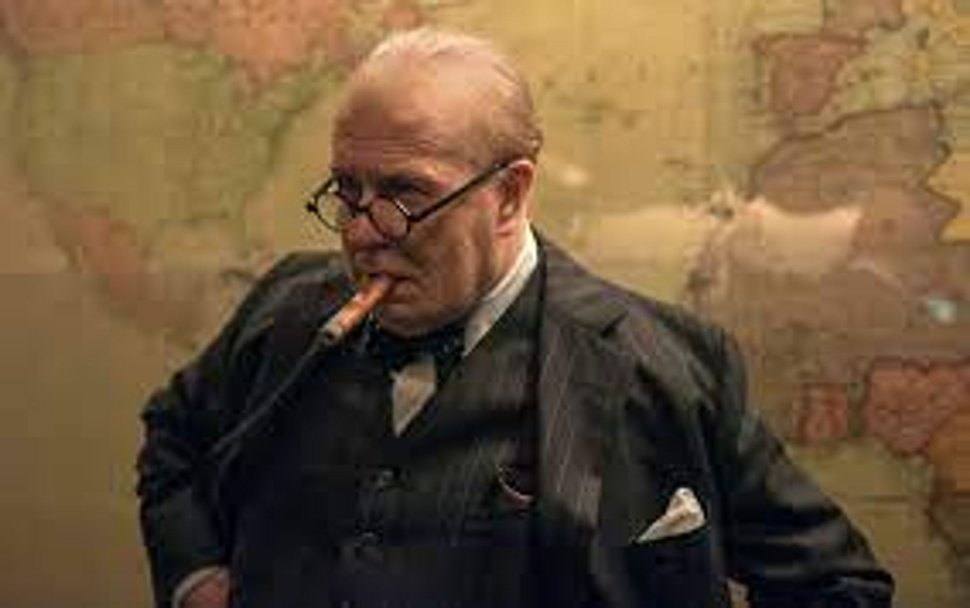 Gary Oldman in Darkest Hour.