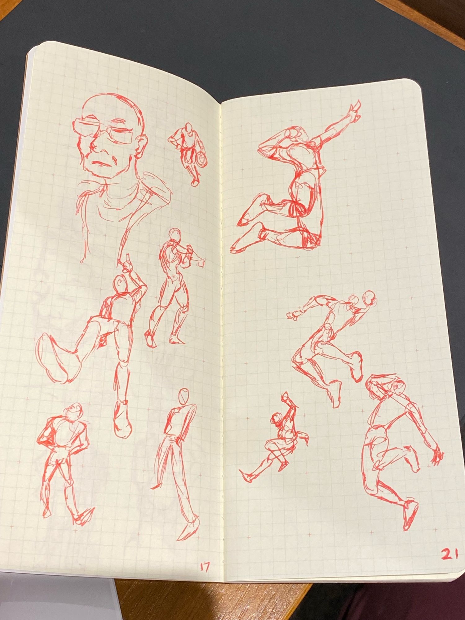 More dynamic figure sketches