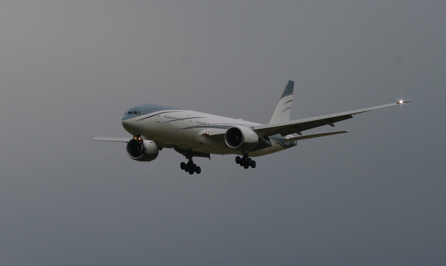 CAM Air Management B772 at Zurich