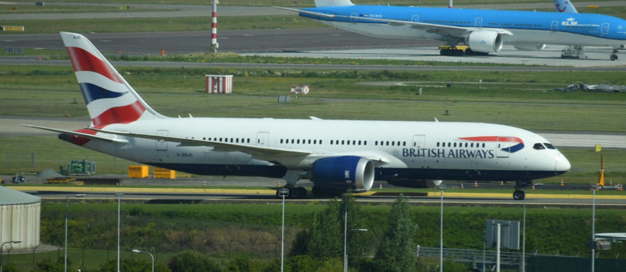 Boeing B787-8