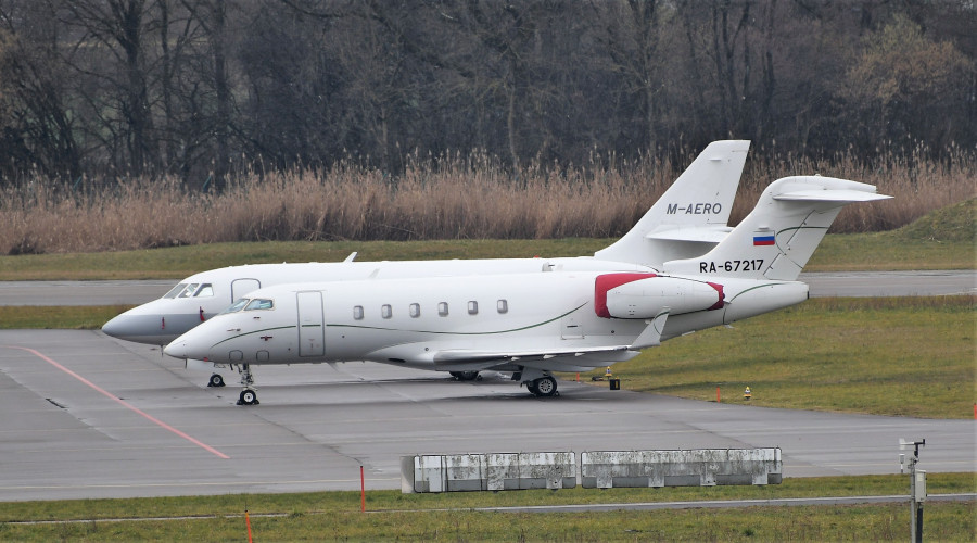 Bombardier Challenger 300