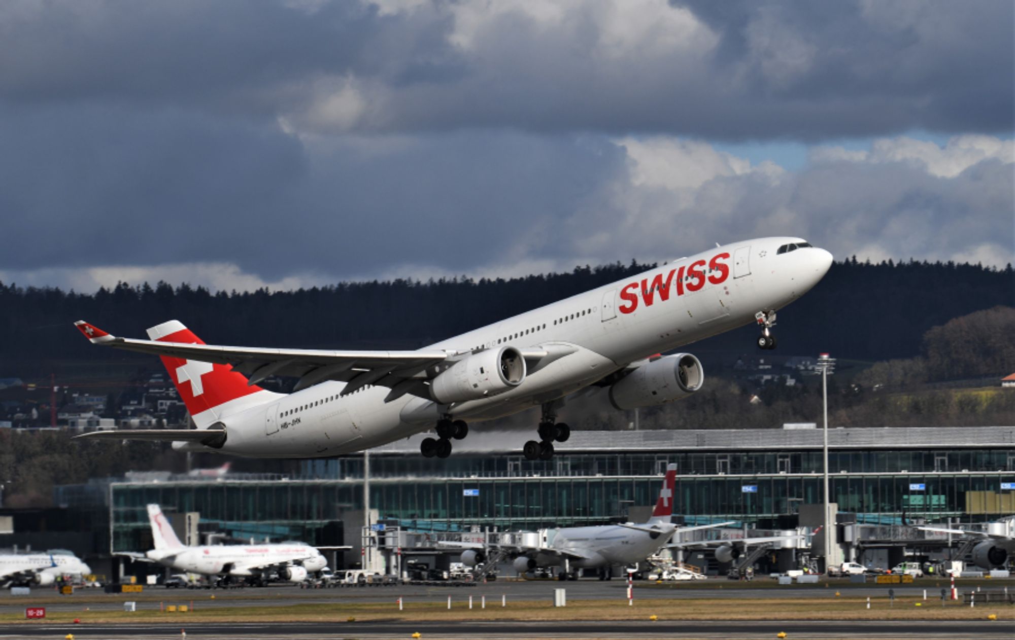 Swiss International Air Lines Airbus A330-343