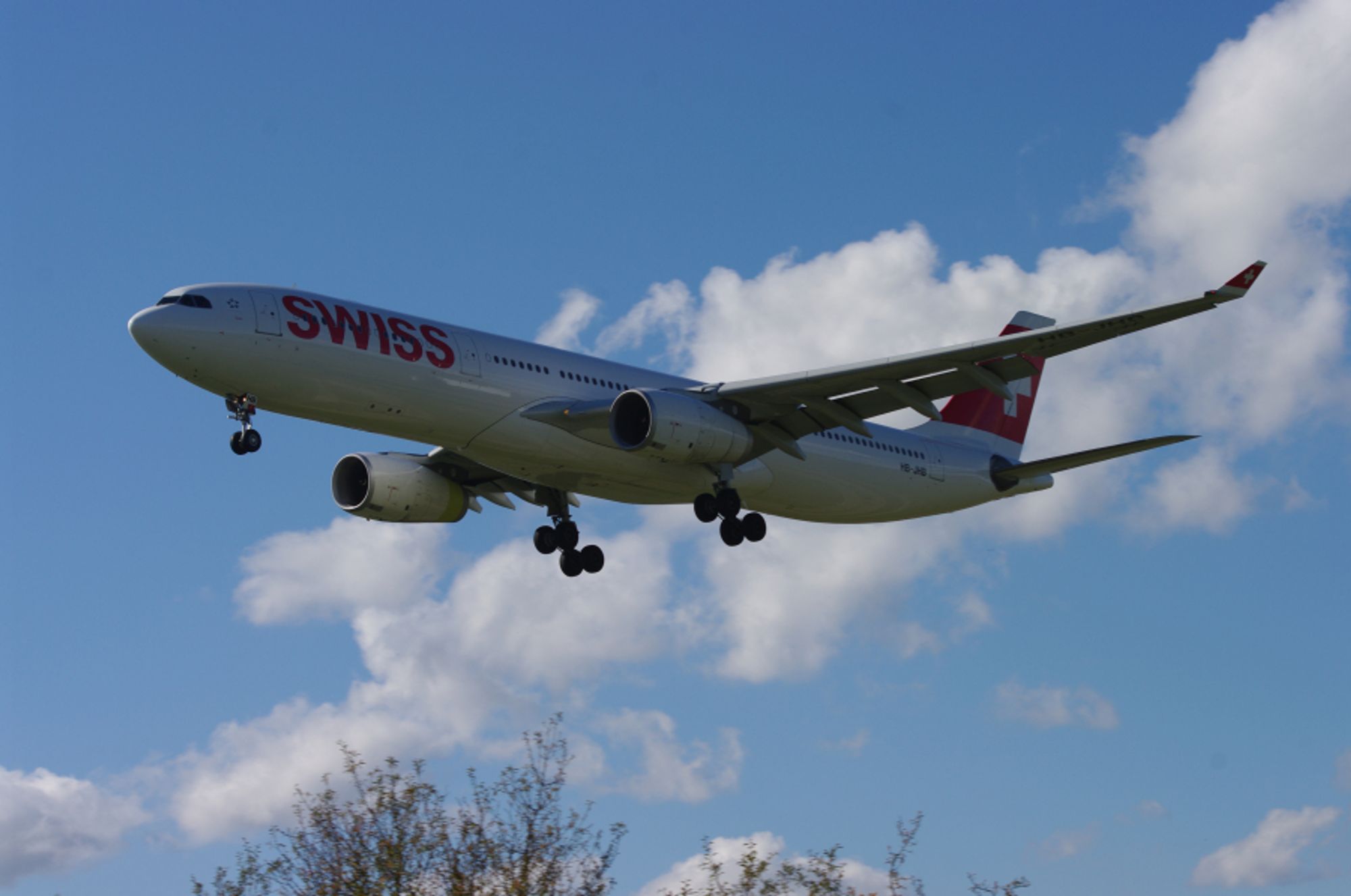 Swiss A330 Landing at Zurich