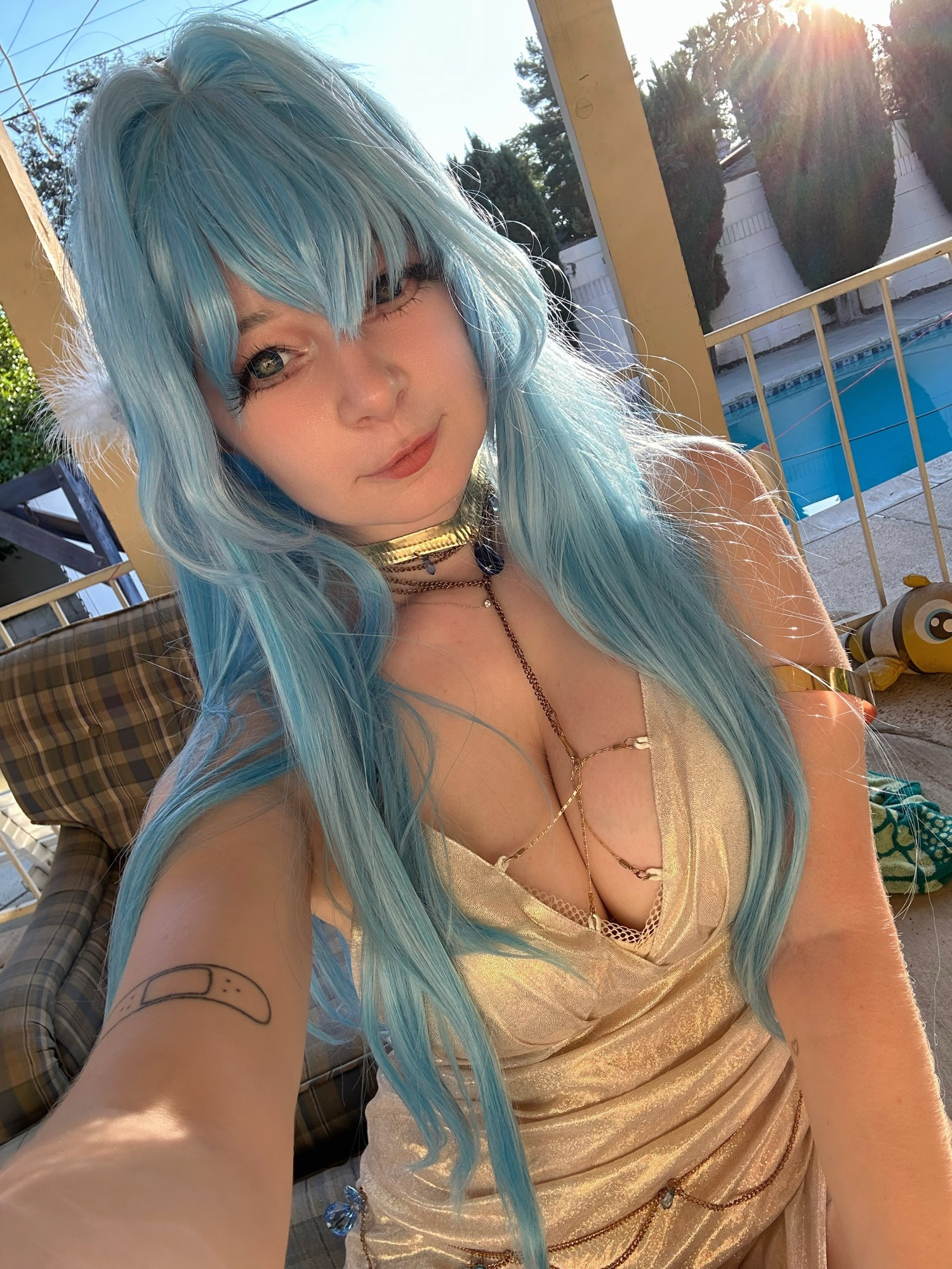 Chandelier Helm cosplay