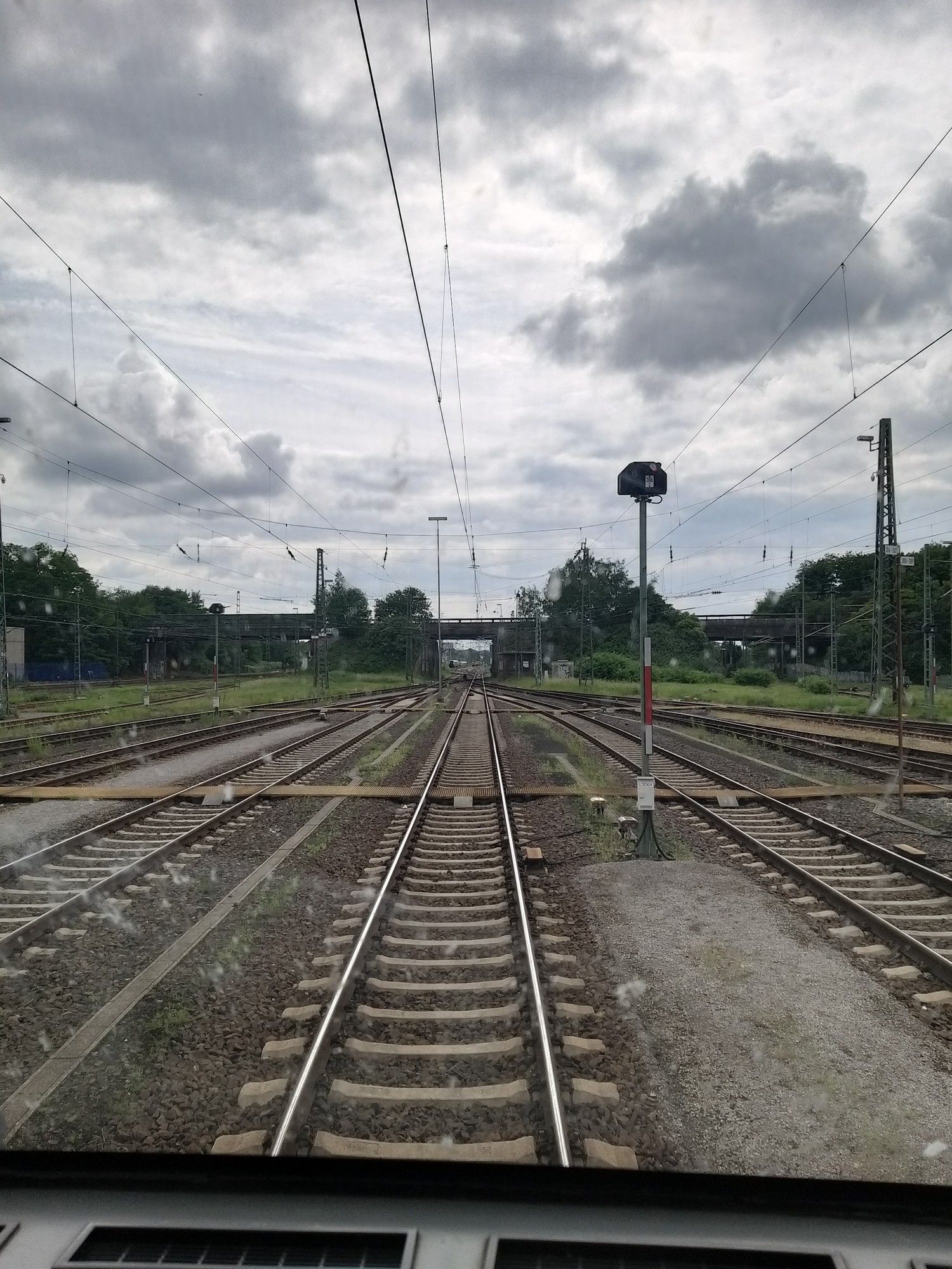 Halt vor Ls 306 im Betriebsbahnhof Dortmund