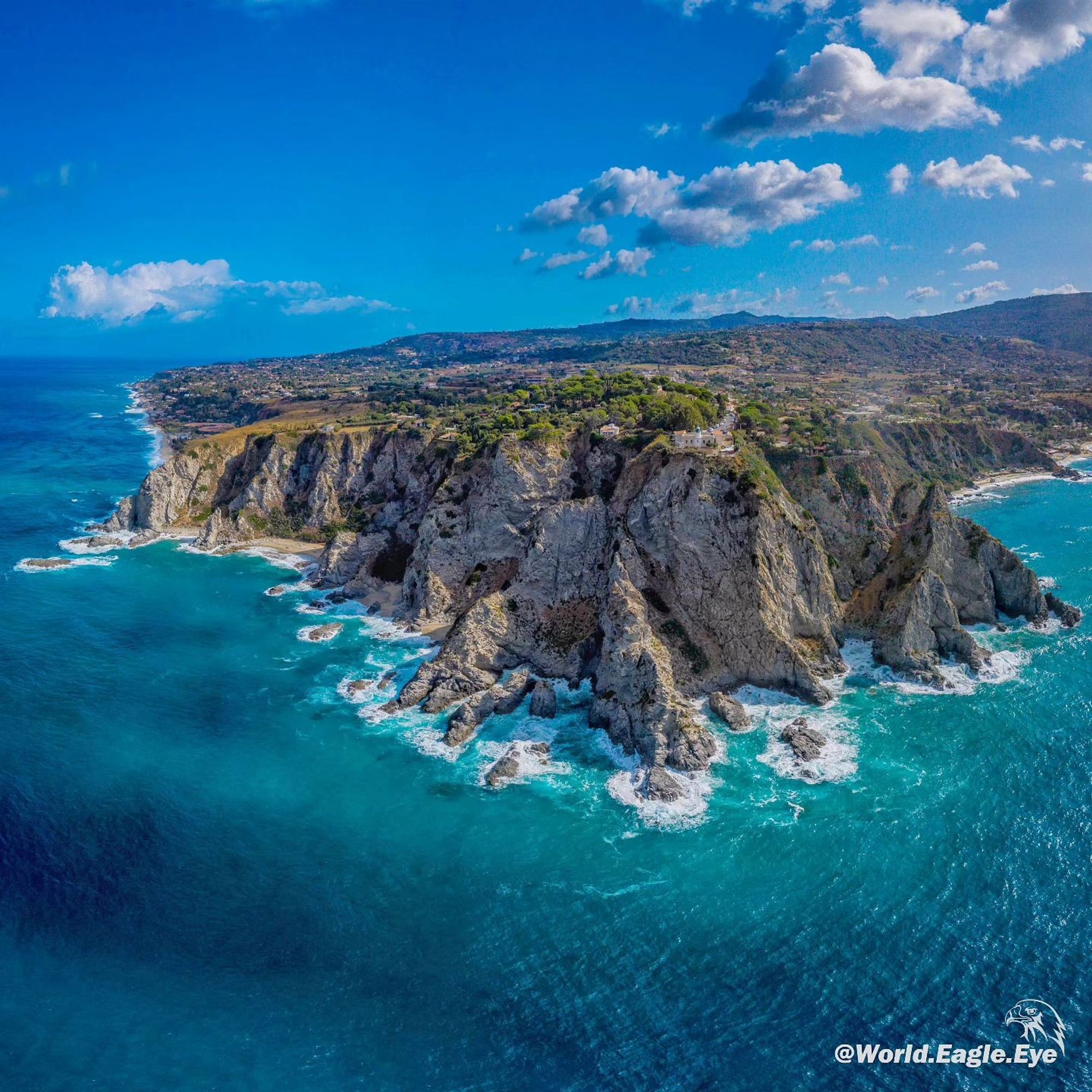 Capo Vaticano, Calabria, Italy
@World.Eagle.Eye