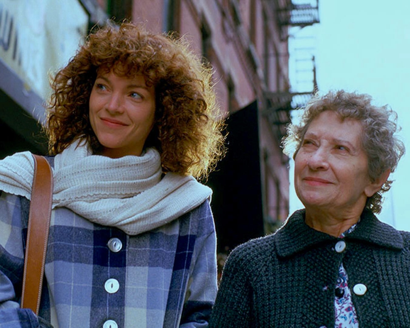 Amy Irving as Isabelle Grossman and Reizl Bozyk as Bubbie Kantor in Joan Micklin Silver's 1988 film of Susan Sandler's Crossing Delancey.
