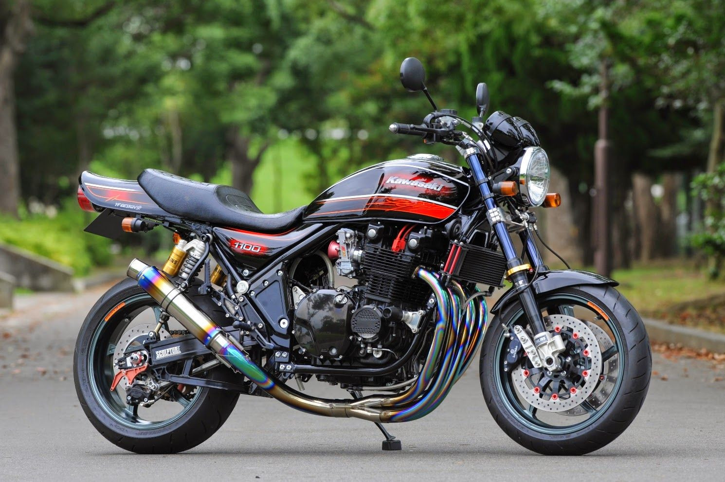 custom Kawasaki Zephyr 1100 built by Sanctuary 