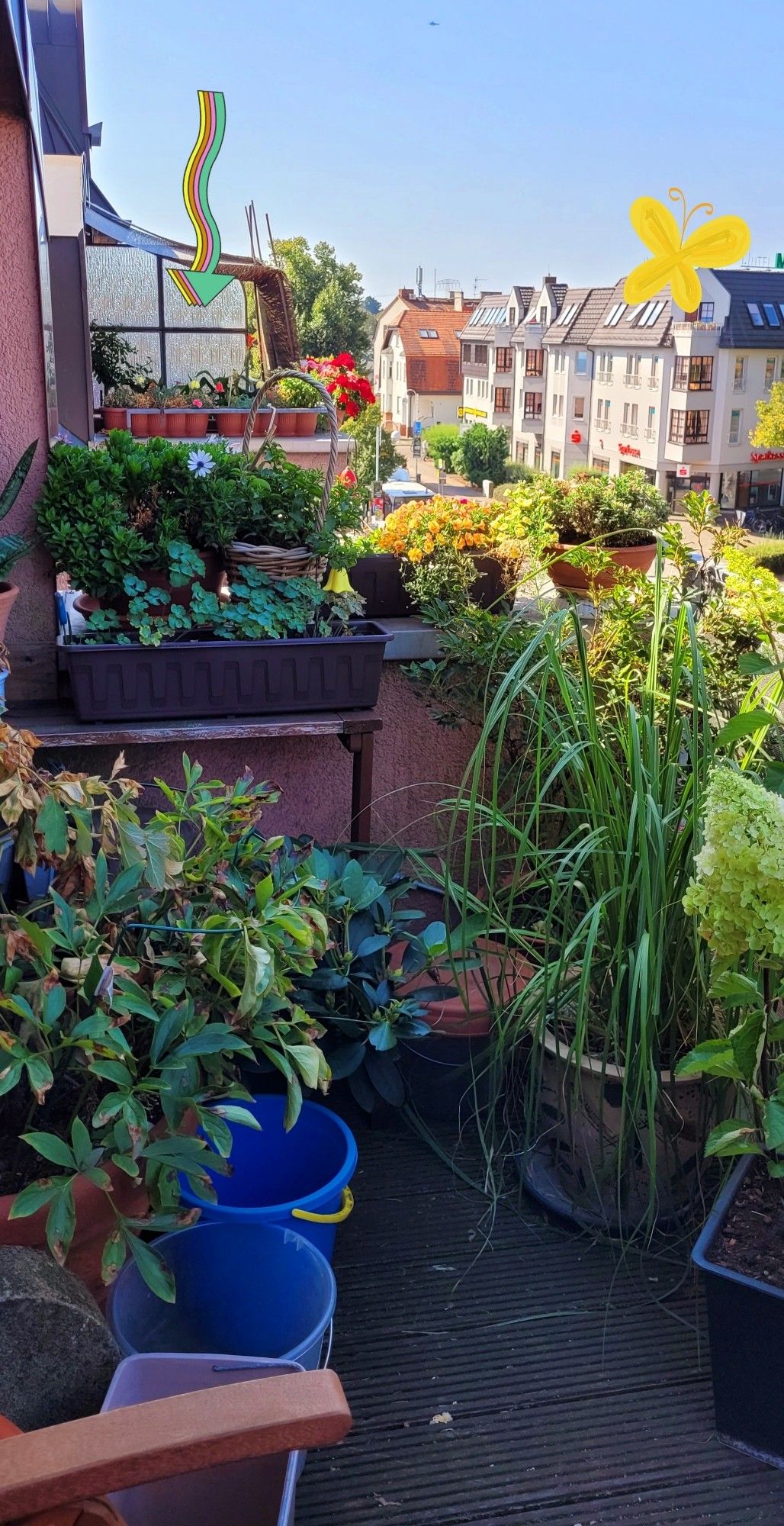 Der Pfeil zeigt meinen zweiten Balkon...