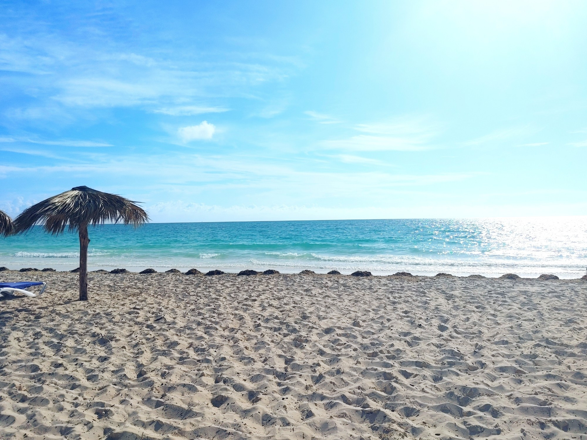 Plage ensoleillée