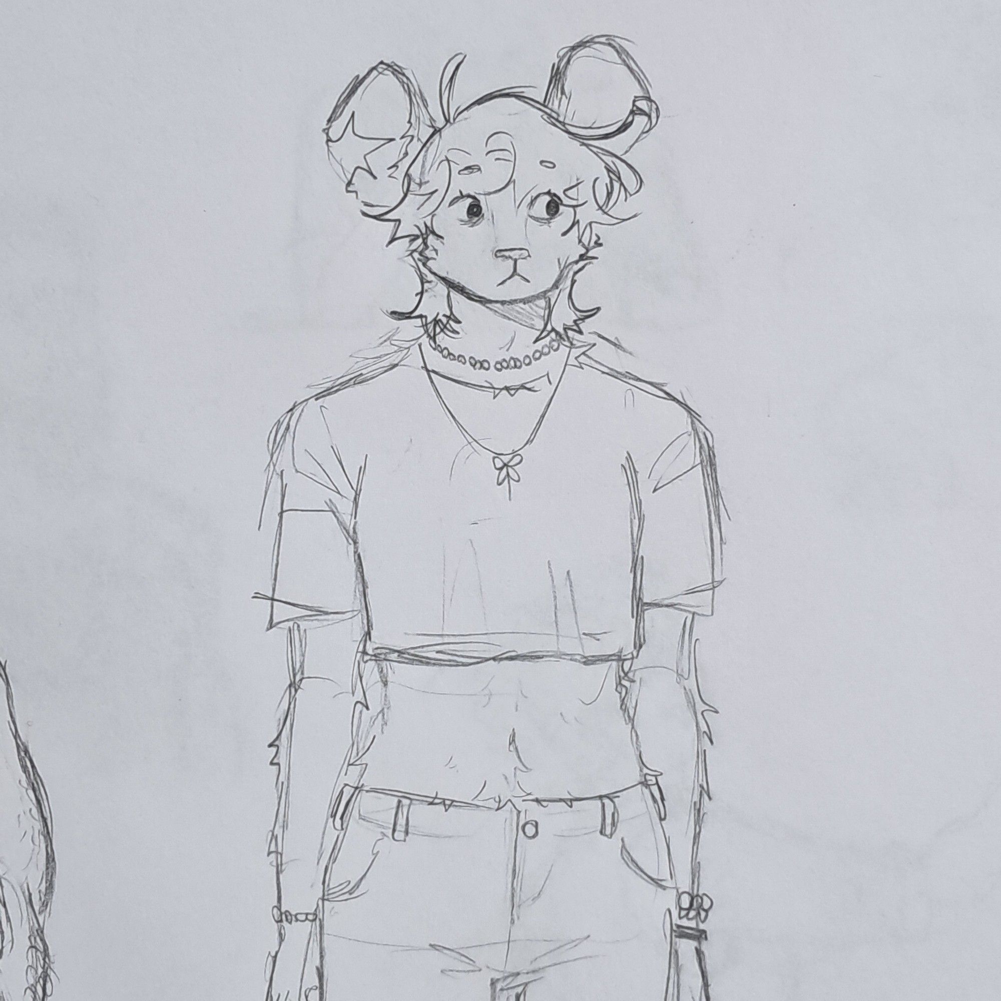 Mesma fursona ratinho só que agora mostrando o corpo, ela usa uma cropped e calça jeans, também usa dois colares e 3 pulseiras