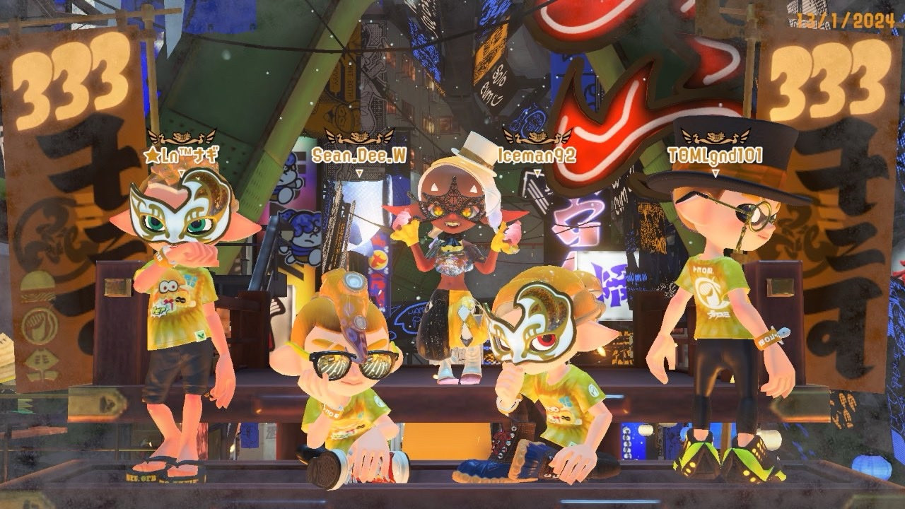 A group photo of my Inkling and three of my online friends posing with Frye after winning a 333x Battle during Splatoon 3’s FrostyFest event. 
From left to right: Kenny, Sean.Dee.W, Frye, Iceman92, and myself.