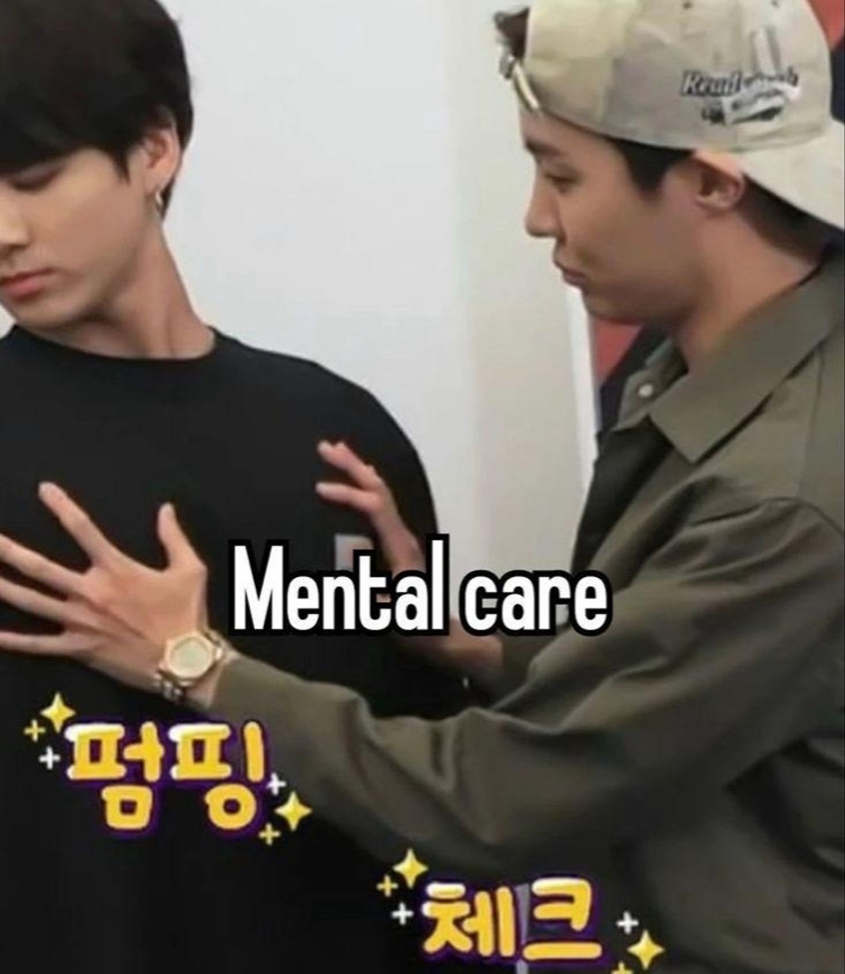 Jhope tocando os peitos de Jungkook com a legenda "mental care"