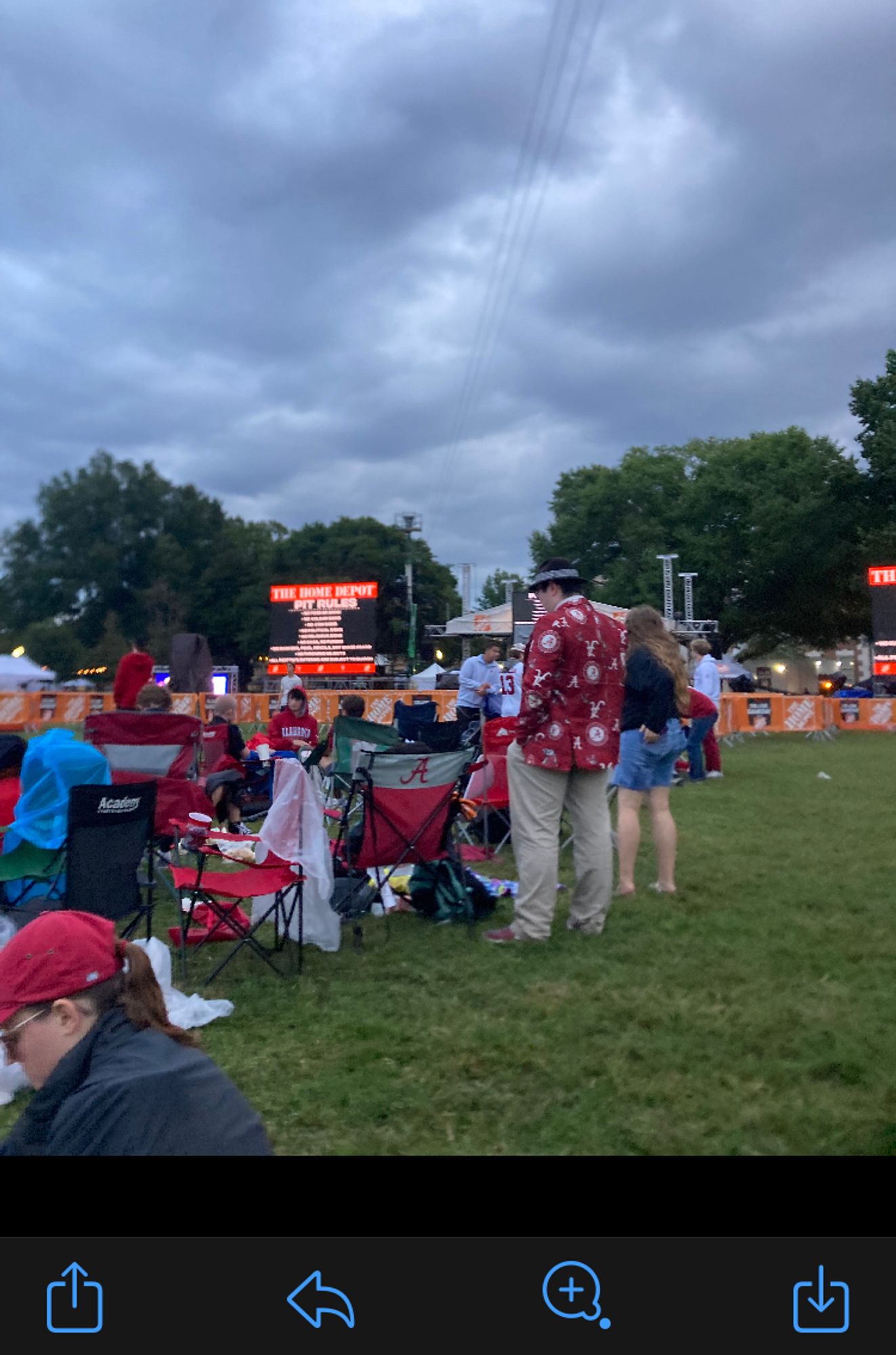 Crowd of students on Friday awaiting a Saturday ESPN broadcast.