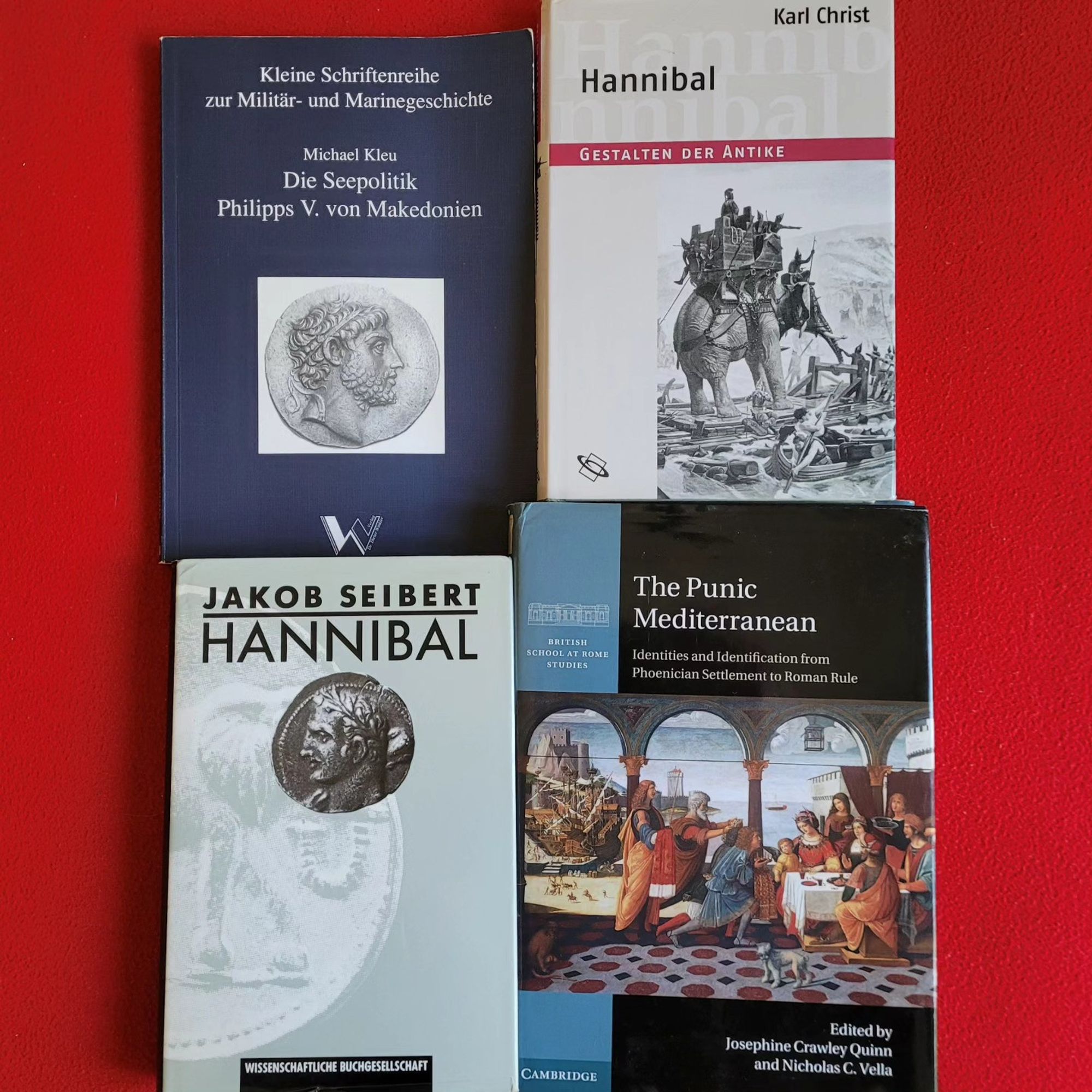 Vier Fachbücher, die zu Hannibal und dem Zweiten Punischen Krieg.