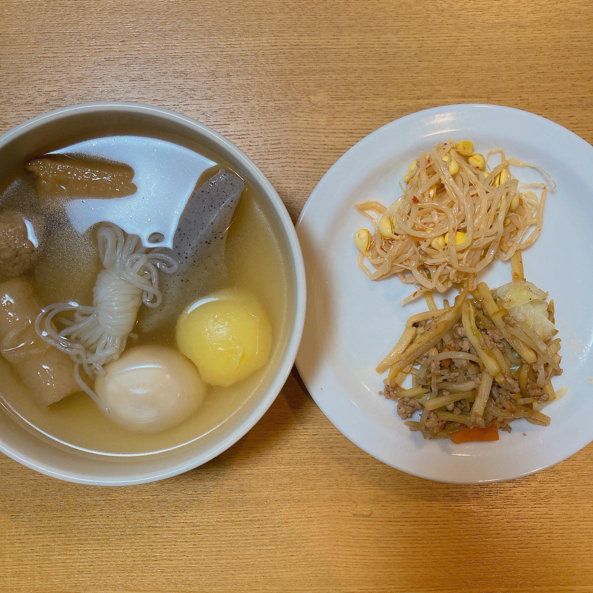 おでん
豚ひき肉やさいとたけのこ炒め
ピリ辛もやし