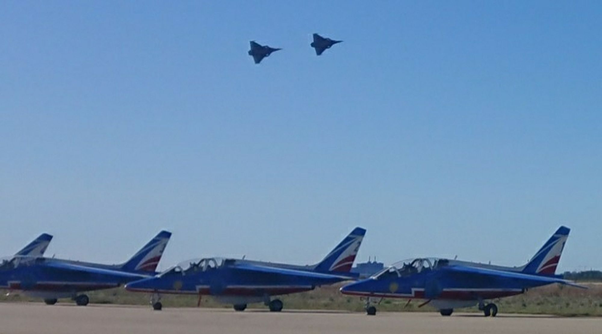 Alphajet et Rafale de l'armée de l'air (et de l'espace).