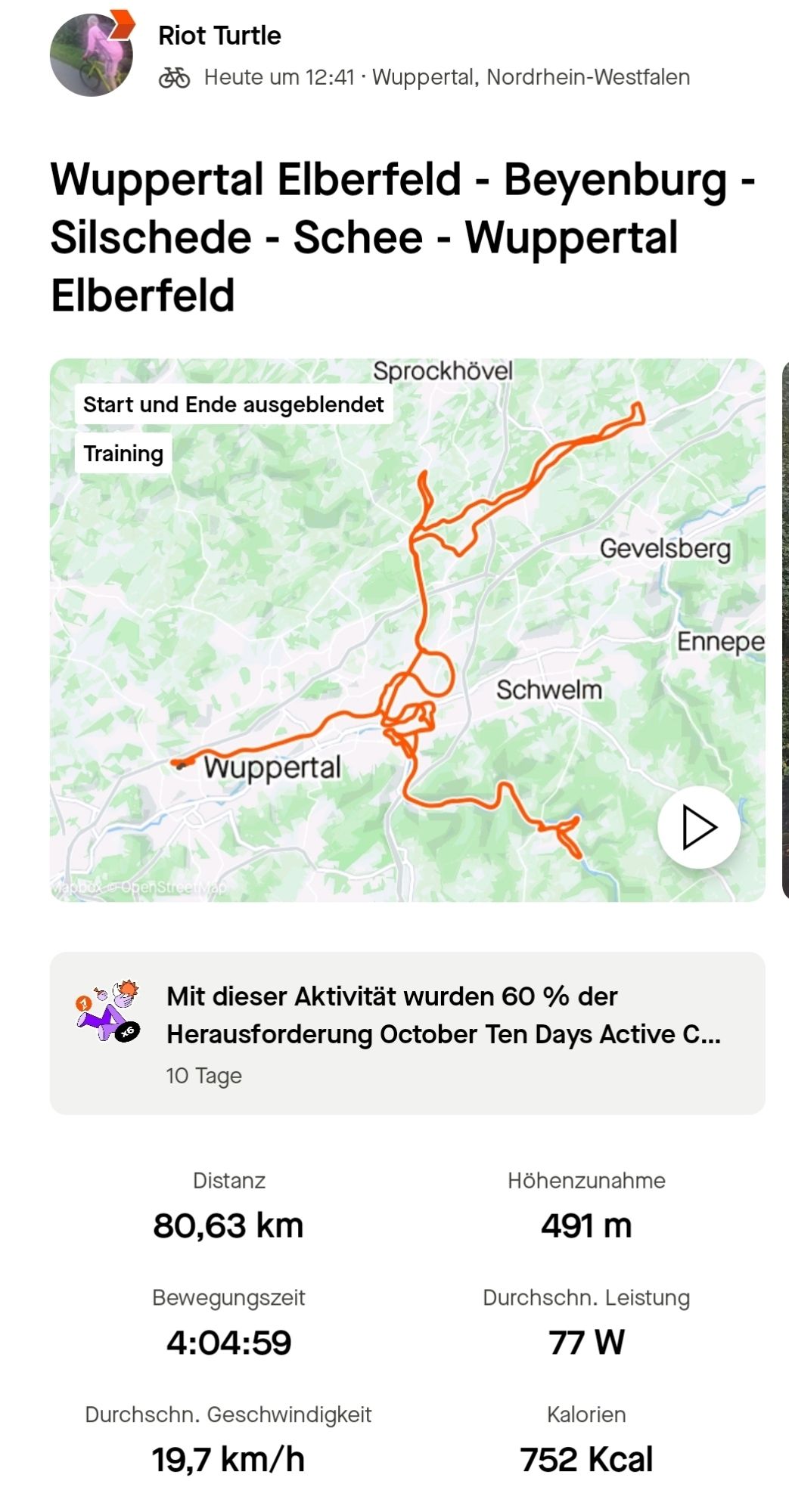 Radkarte. Heute bin ich erst von Wuppertal Elberfeld nach Beyenburg gefahren. Danach nach Silschede und dann über Schee zurück nach Wuppertal Elberfeld. Distanz: 80,63 Kilometer. Höhenzunahme: 491 Meter. Bewegungszeit: 4:04:59. Durchschnittliche Leistung: 77 Watt. Durchschnittliche Geschwindigkeit: 19,7 km/h. Kalorien: 752 Kcal.