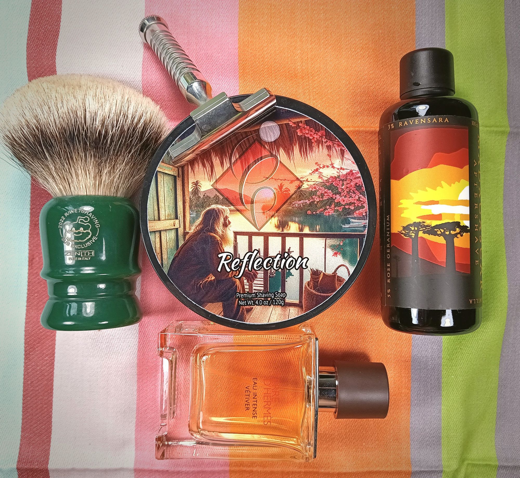 CB Reflection soap with T&S Madagascar toner, TdH Eau Intense Vétiver frag, a big MOAR BADGER brush and a stainless steel Hawk v3