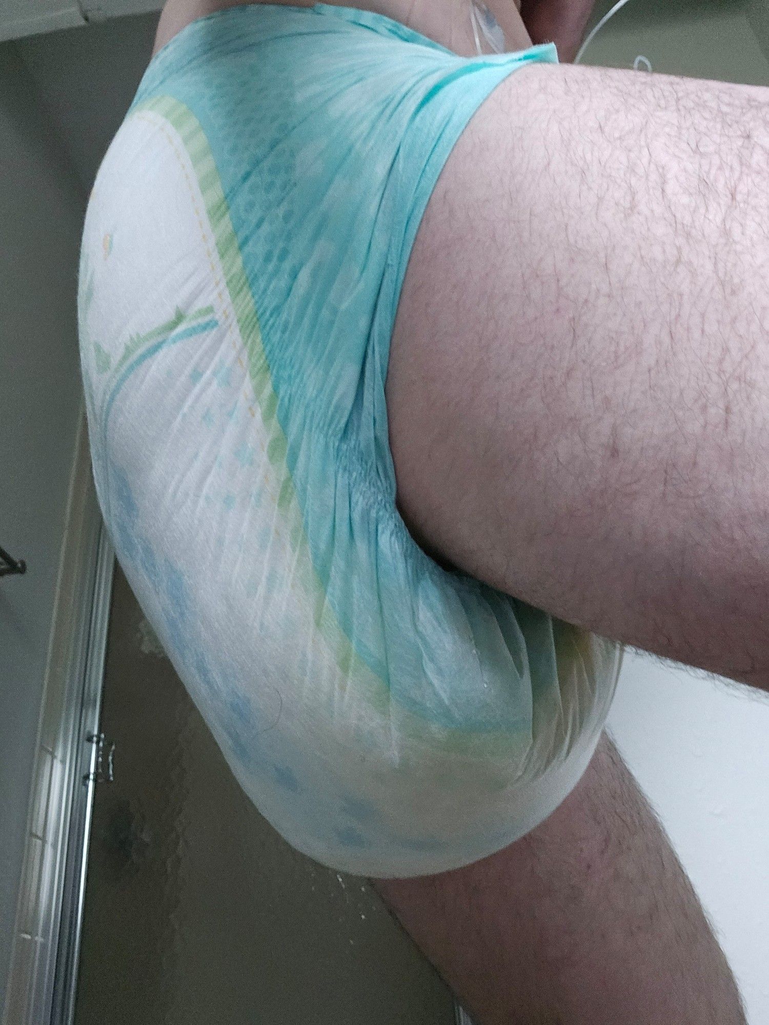 Side shot of a TryAgains diaper with noticable sag