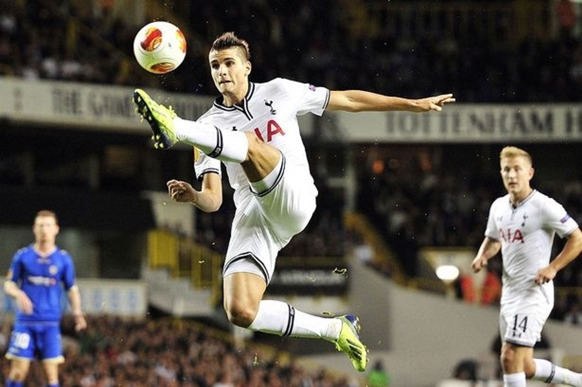 119 Erik Lamela