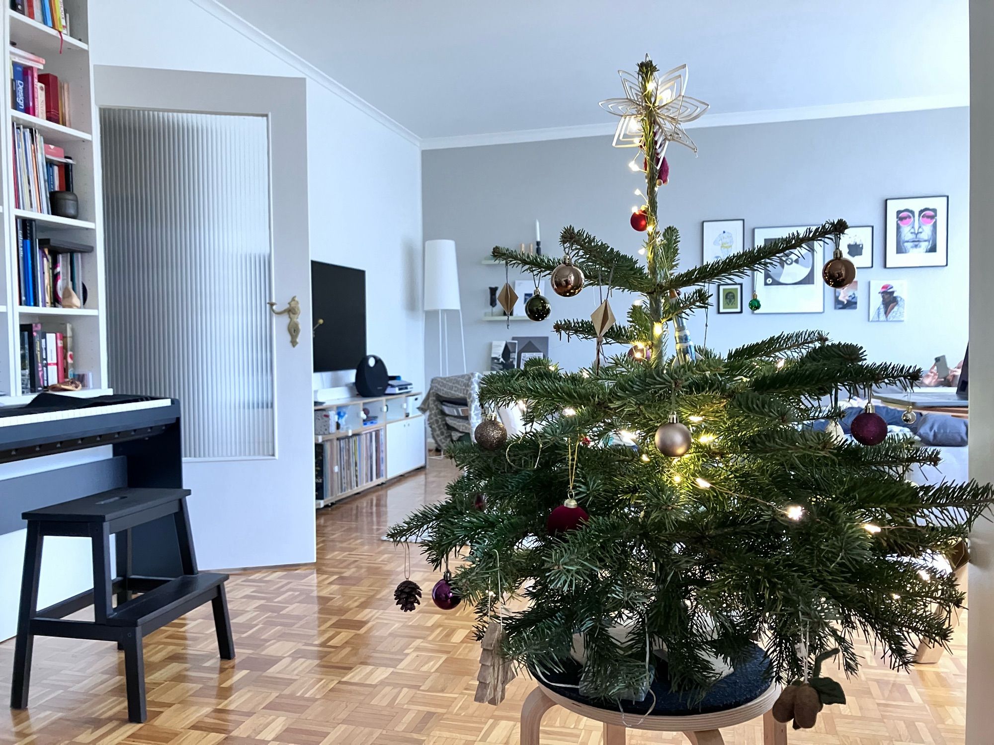 Weihnachtsbaum in Stube 🎄🎅