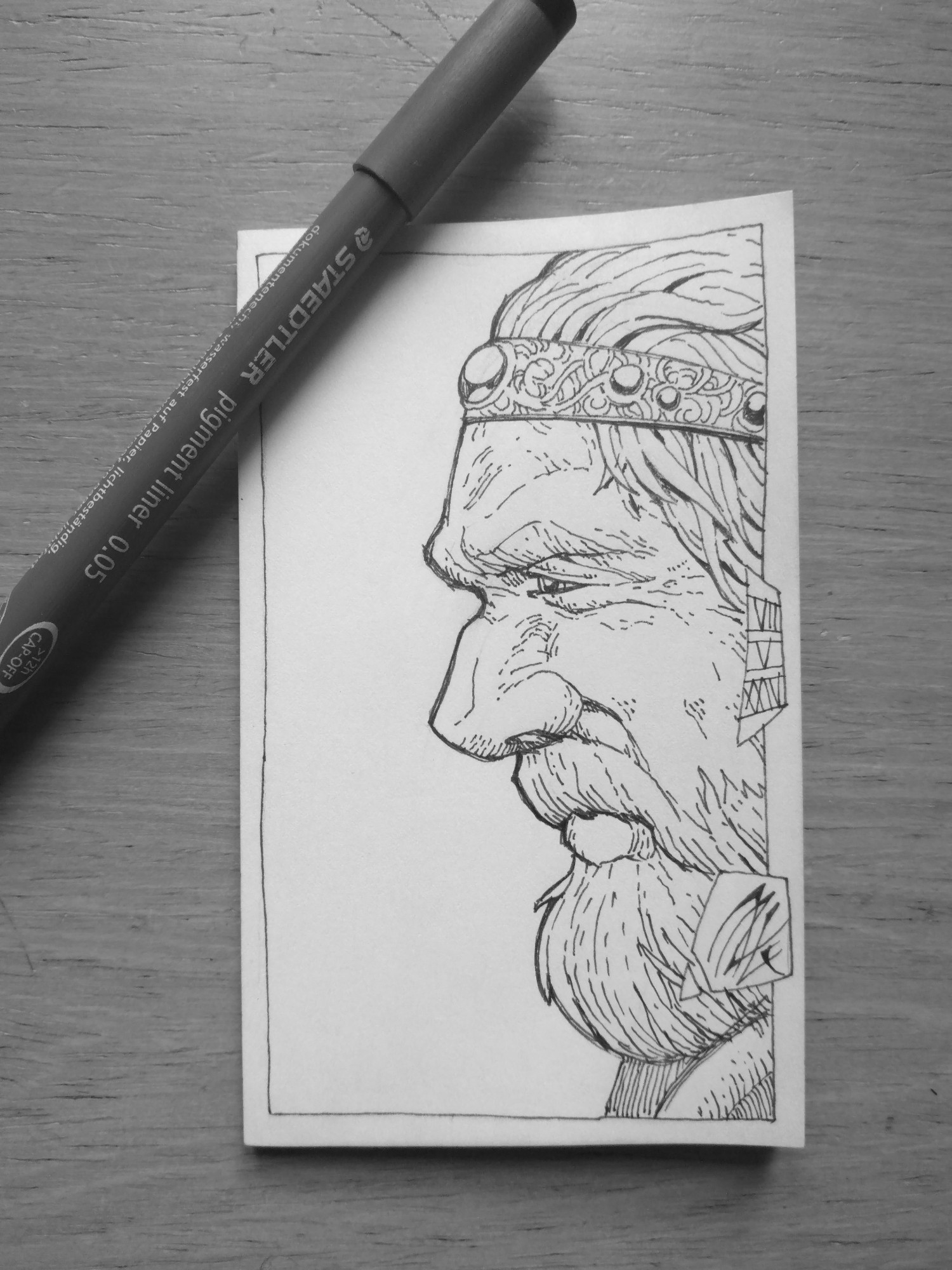 Dessin sur post-it représentant le profil de Théoden roi du Rohan