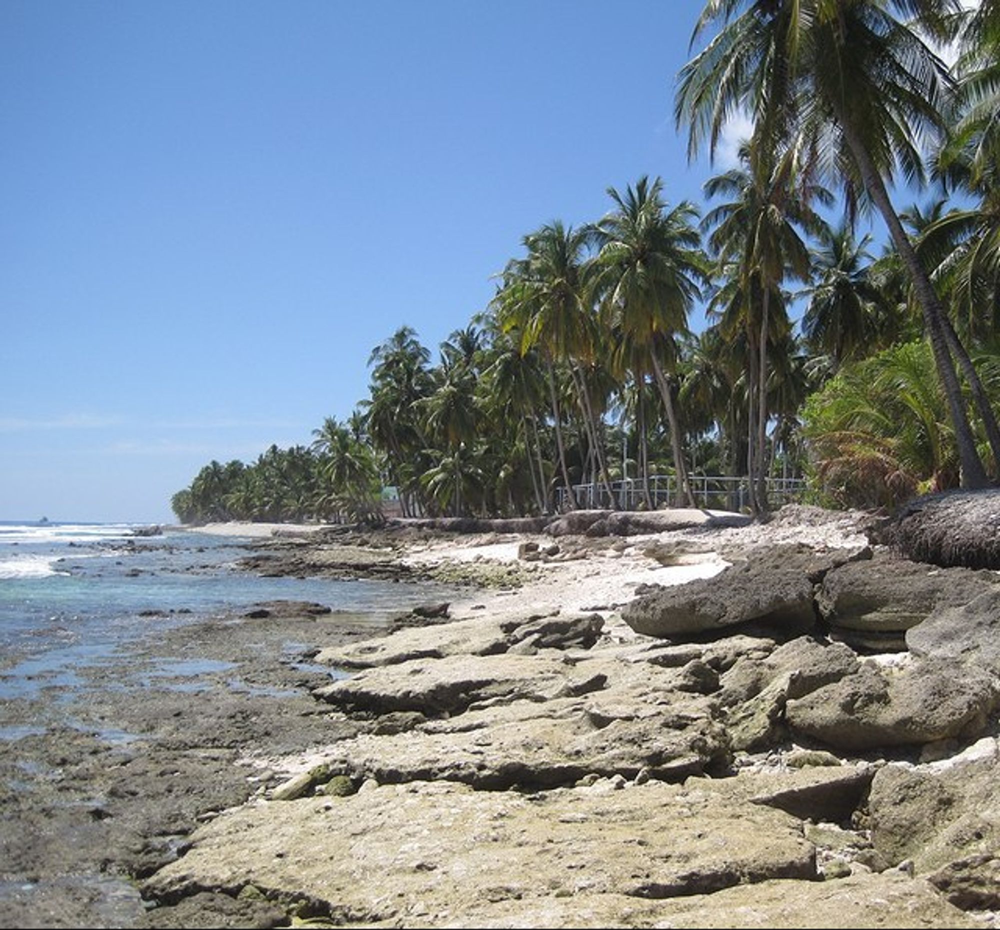 Maledives 2017, erosion destroys Fuvamulah beach. 
Foto: Beate Ratter