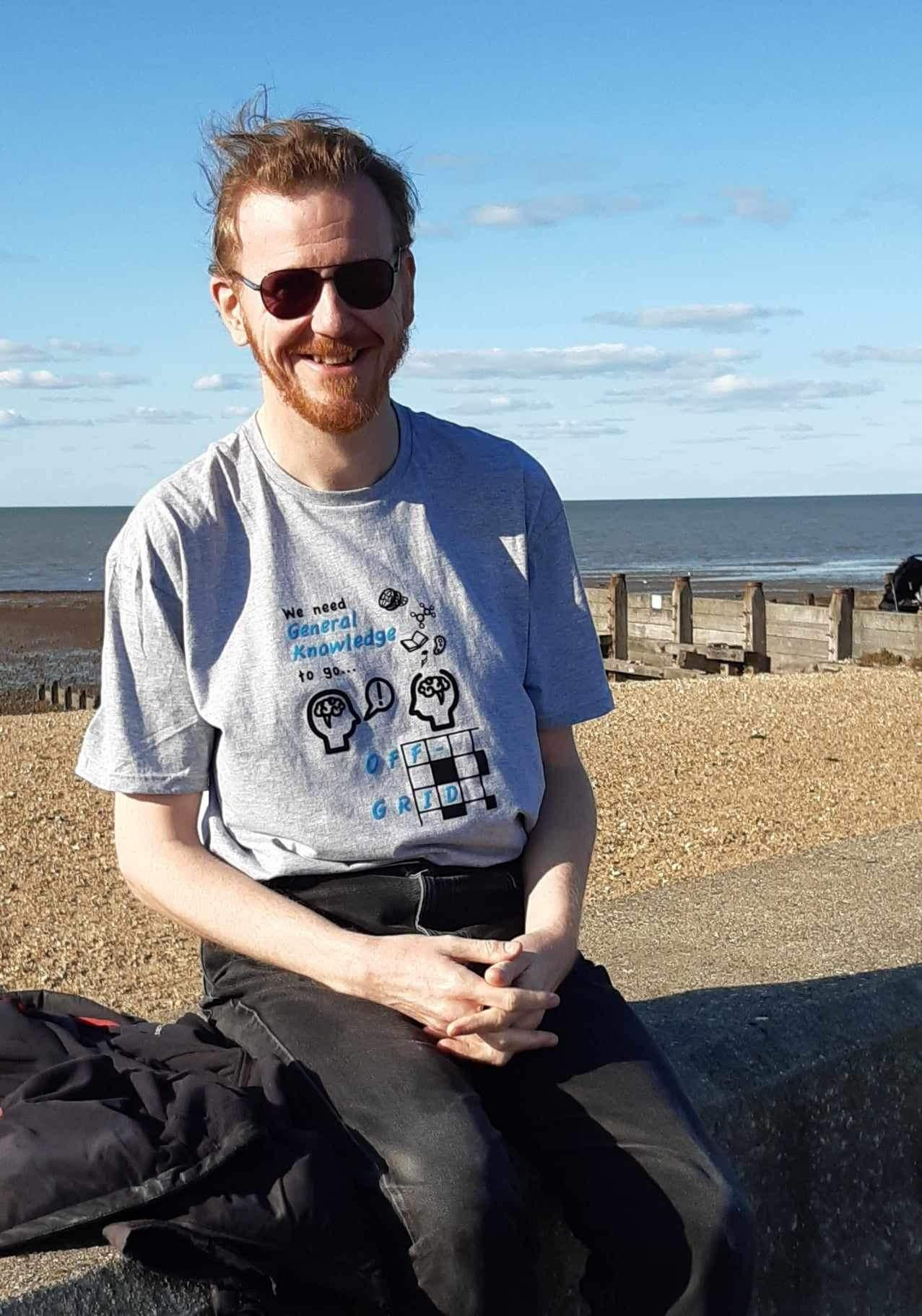 Me grinning inanely on Whitstable seafront while wearing a hugely fashionable #OffGridPod t-shirt