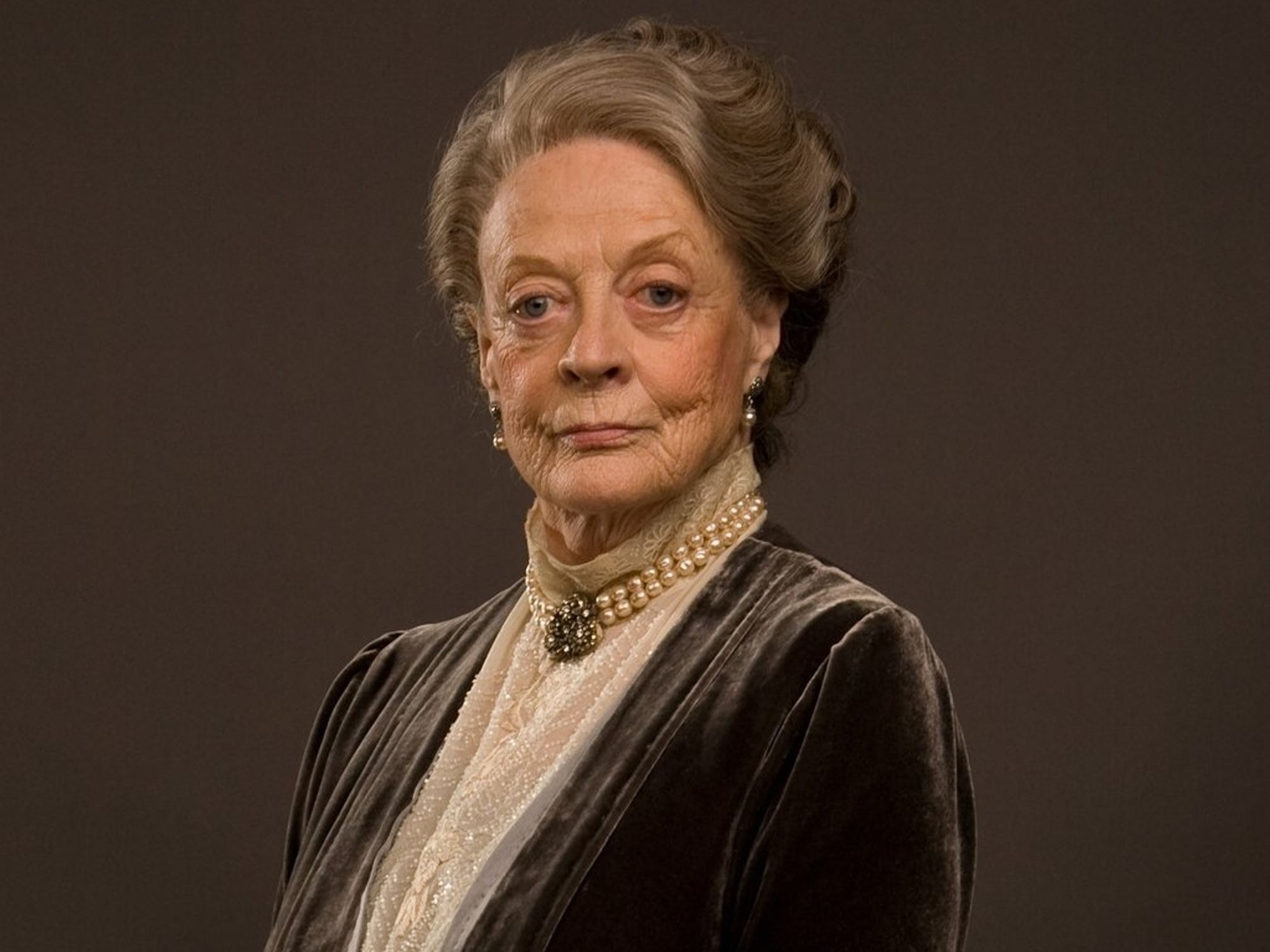 Maggie Smith como a Condessa Violet Crawley em "Downton Abbey". (Divulgação/ITV Studios/Carnival Films/WGBH-TV)